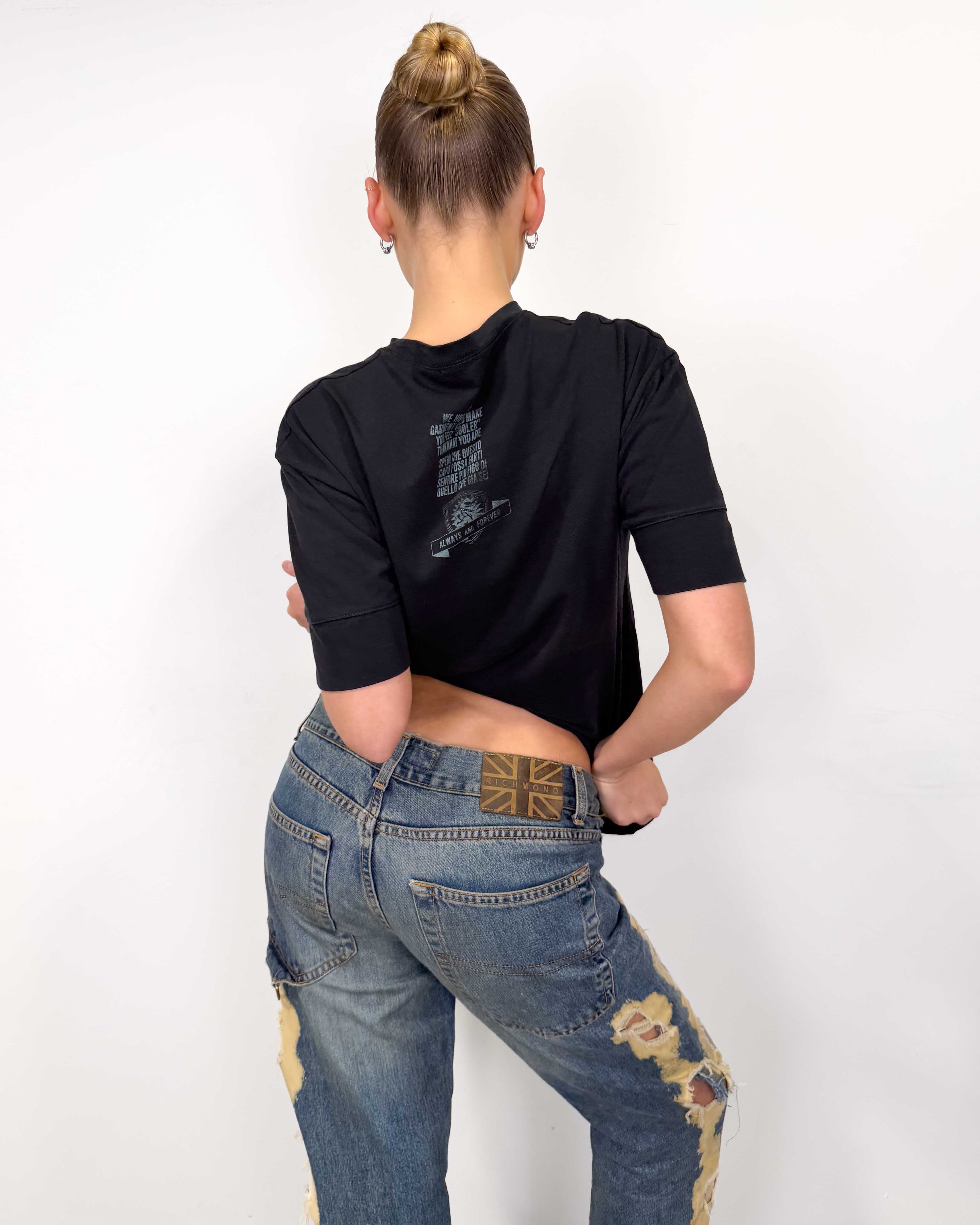 The cary t-shirt by dolce & gabbana