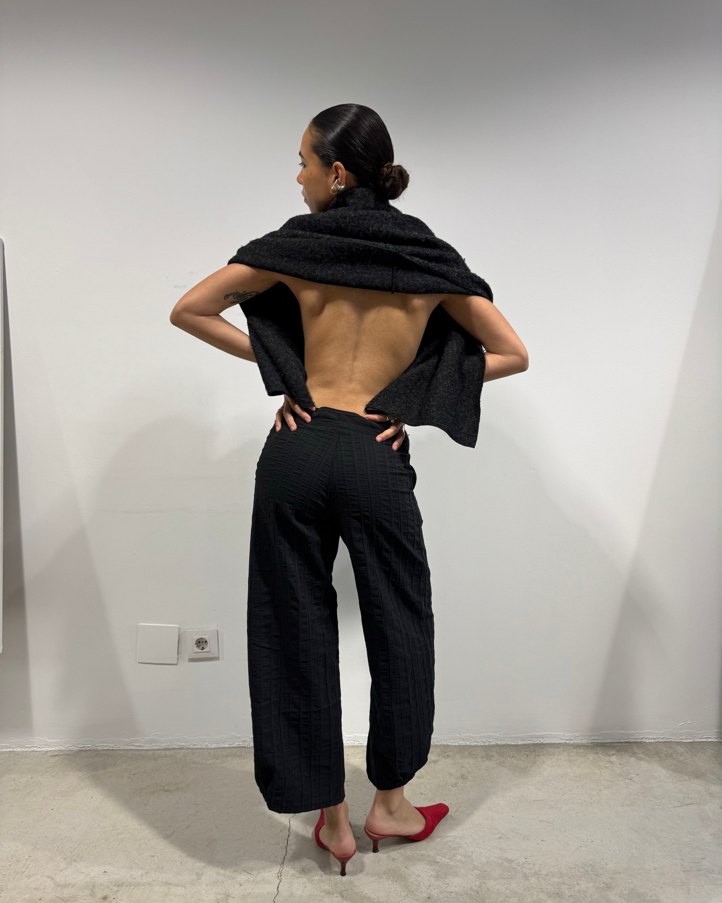 The dilara poncho
