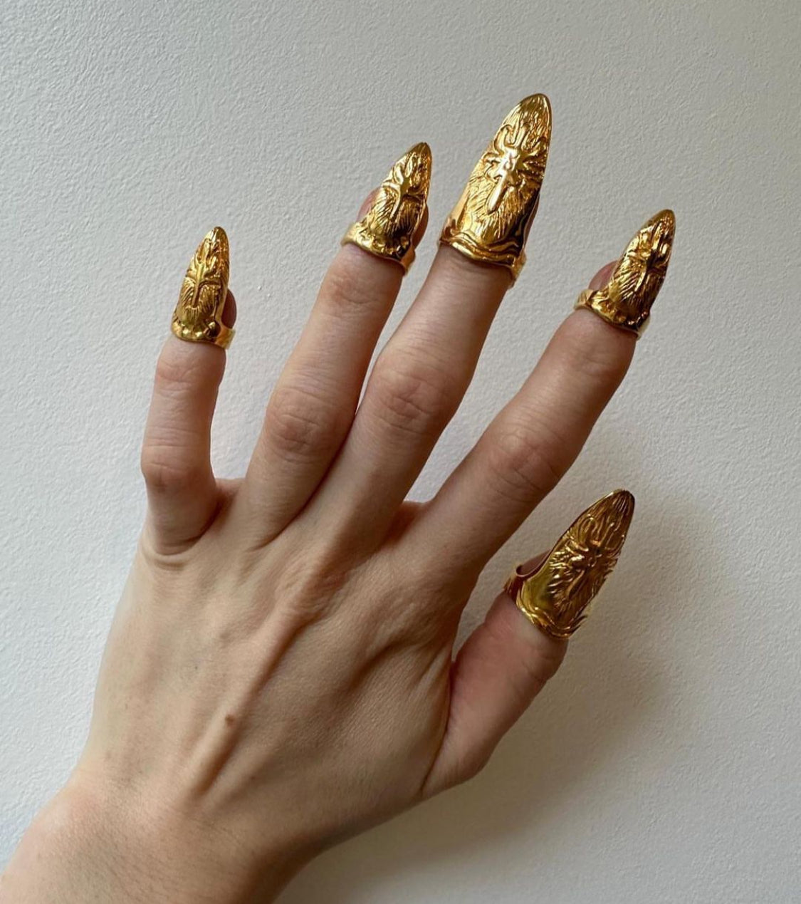 Venus nail guard ring