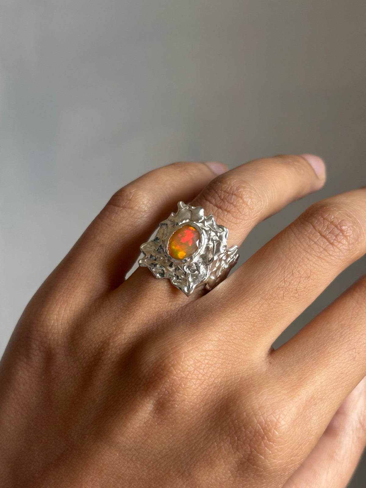 Framed fragment ring - size o