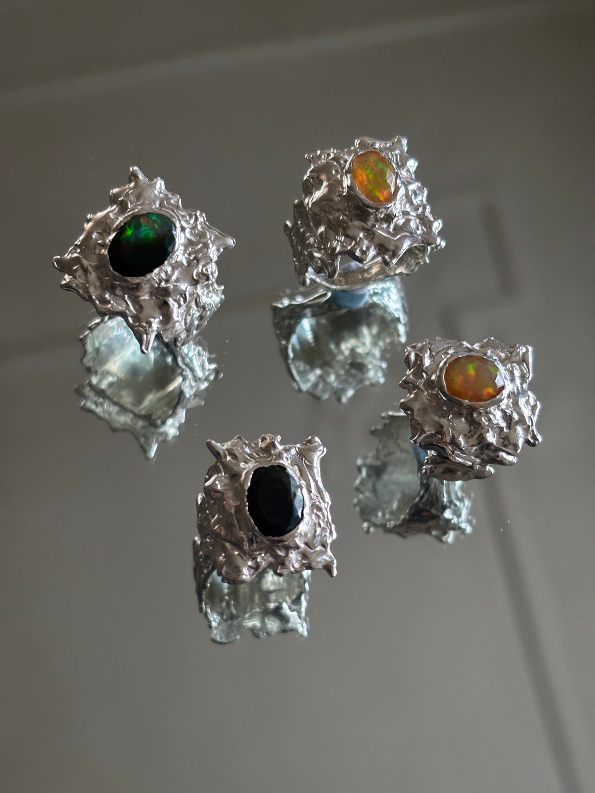 Framed fragment ring - size u