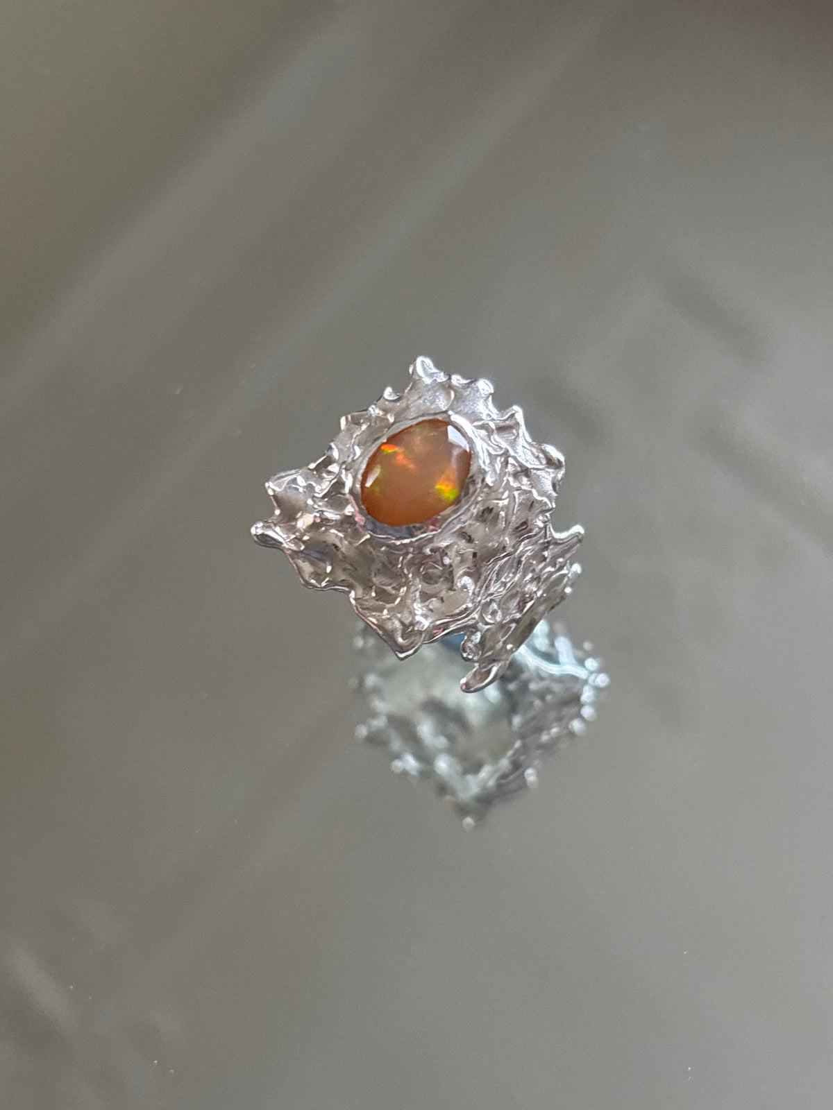 Framed fragment ring - size o
