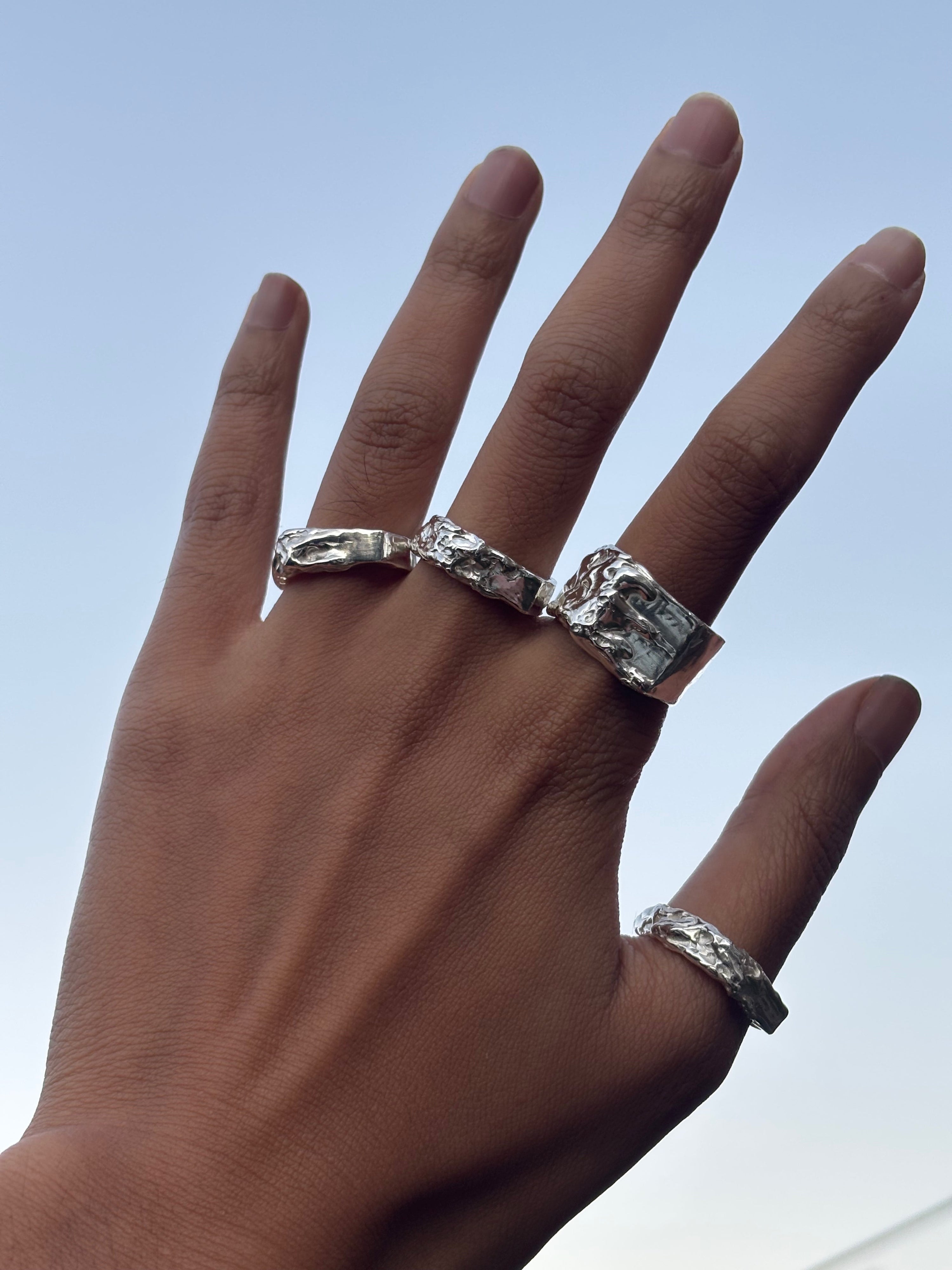 Melting away ring - silver