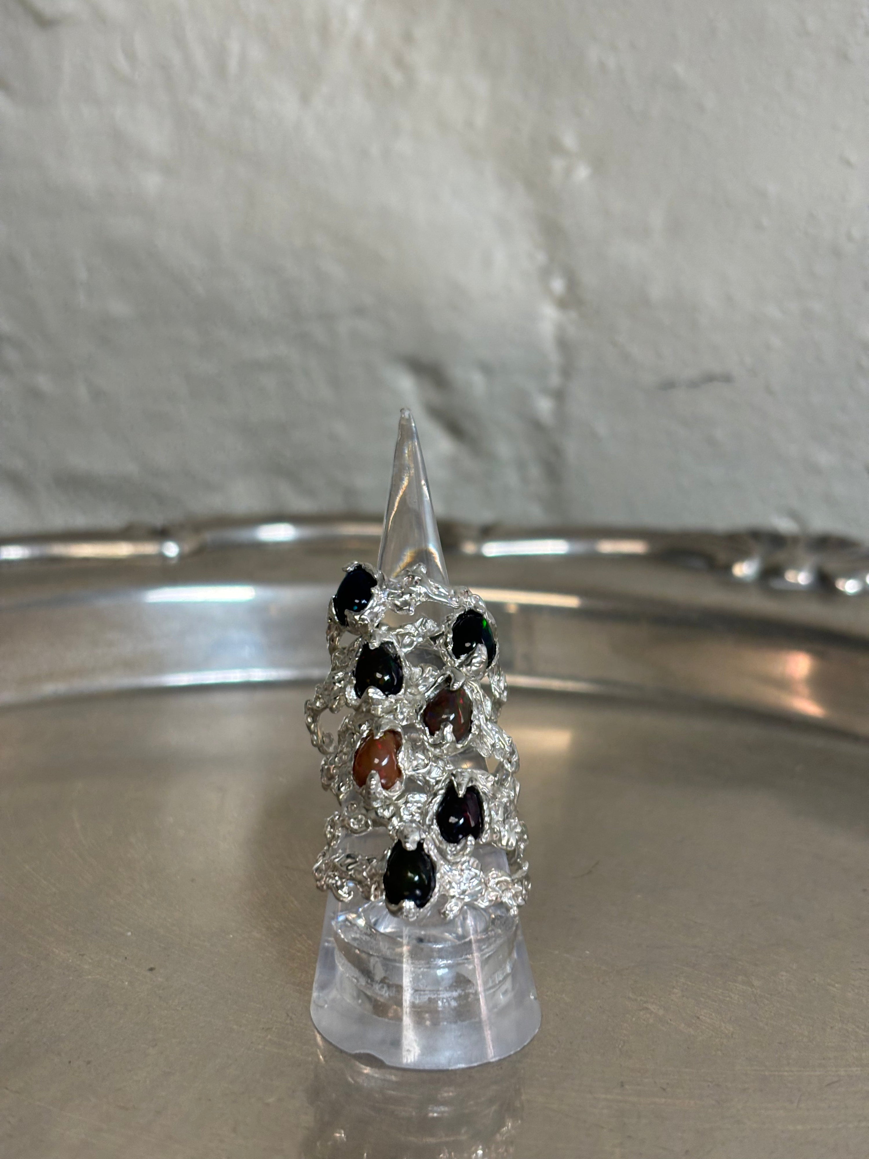 August ring - gold size q 1/2