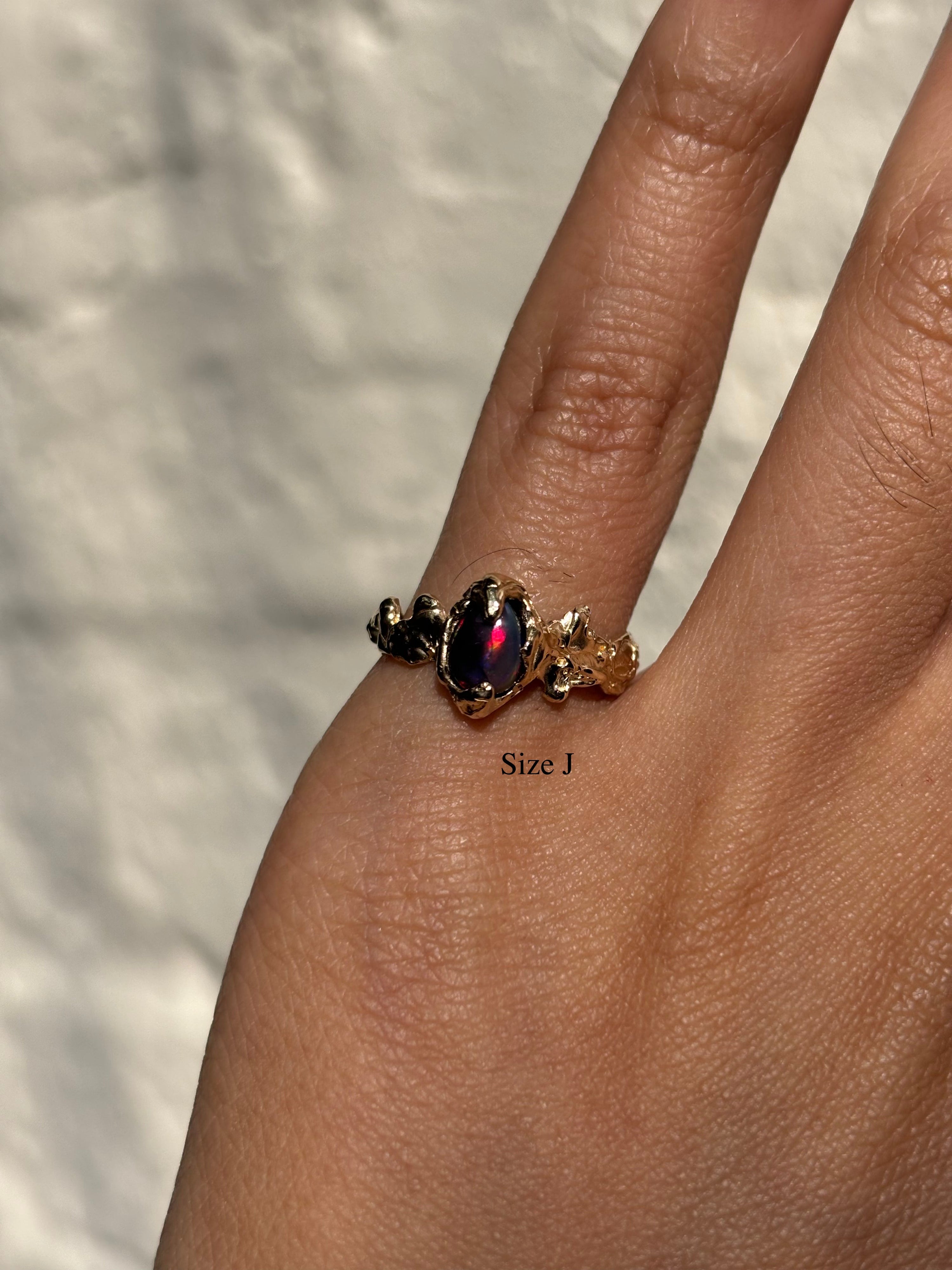 August ring - gold size j