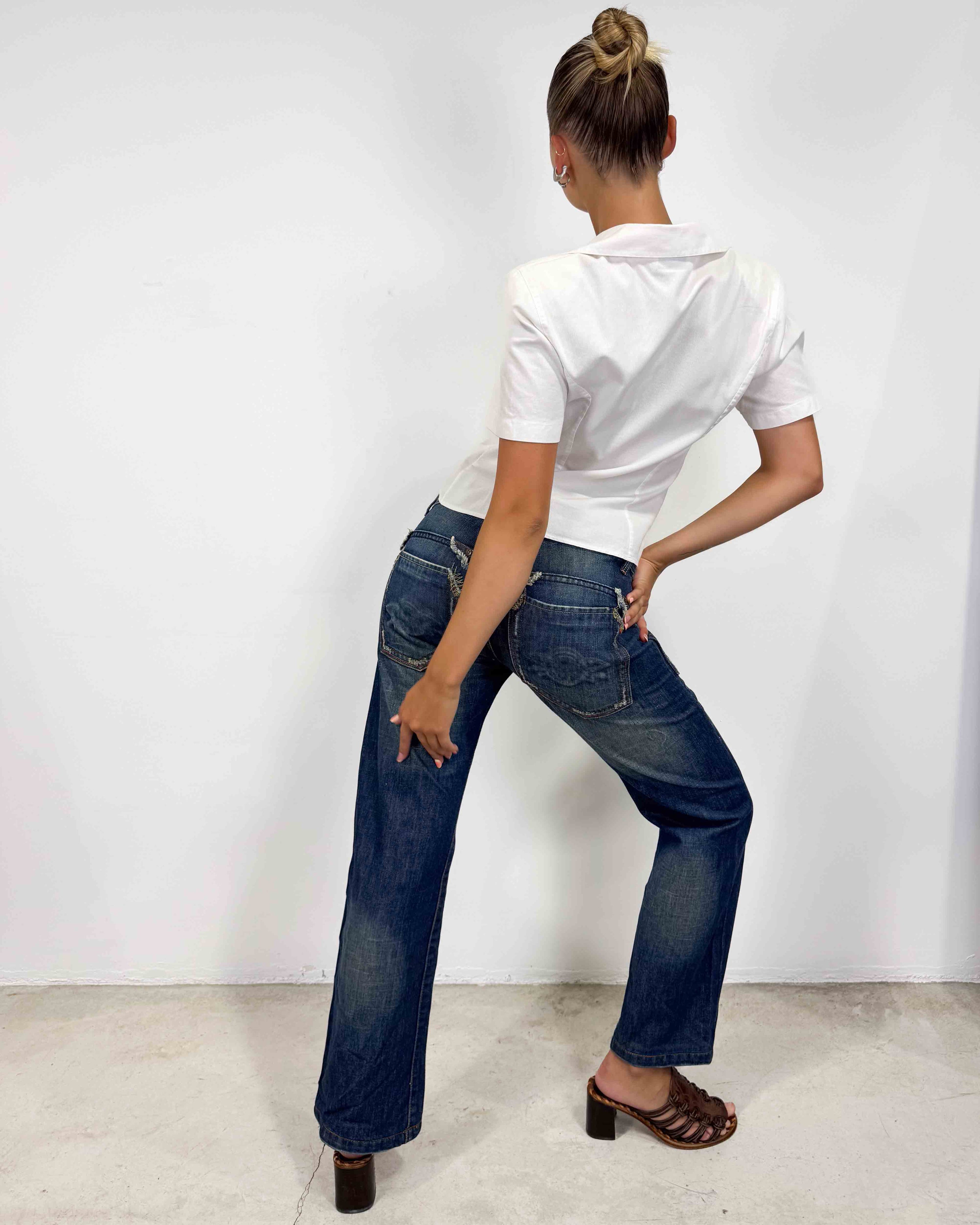 The dessara top by anne fontaine