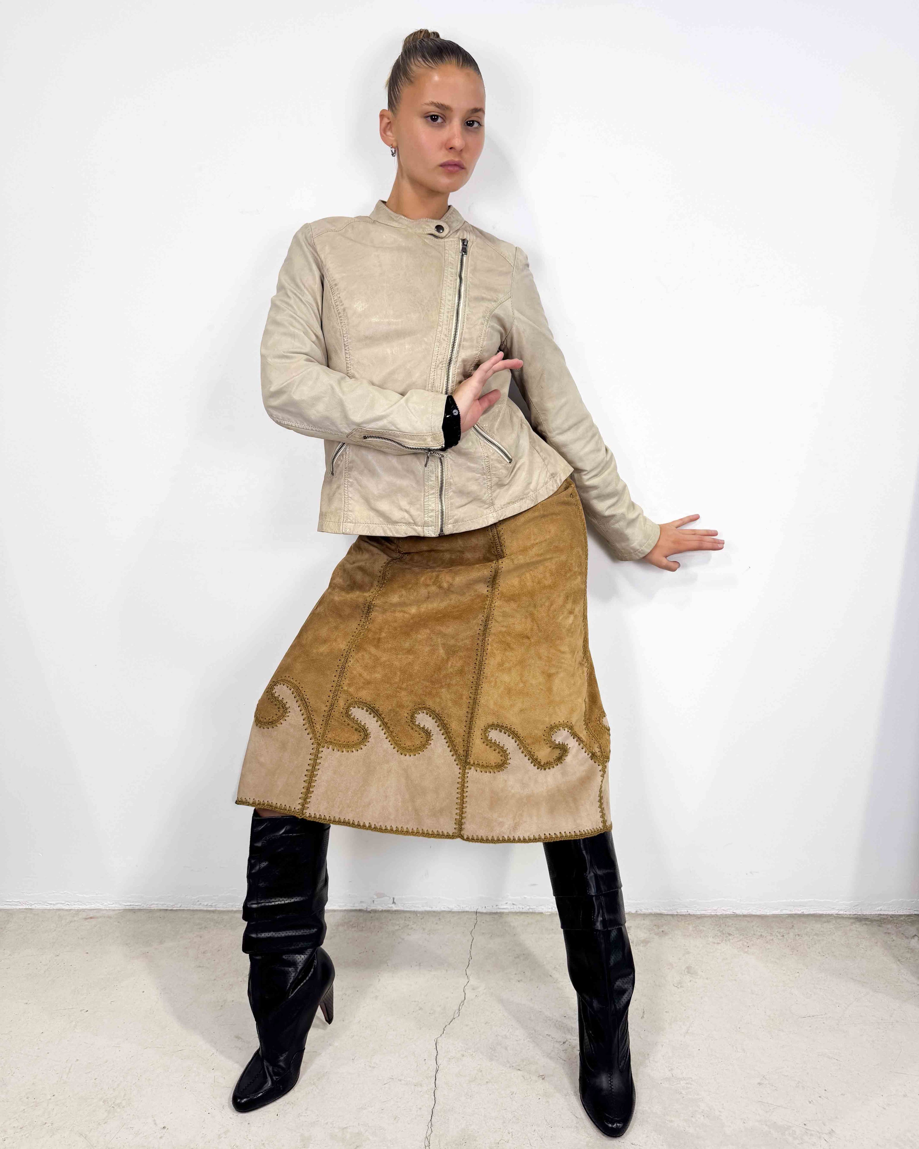The yelizabeta leather jacket