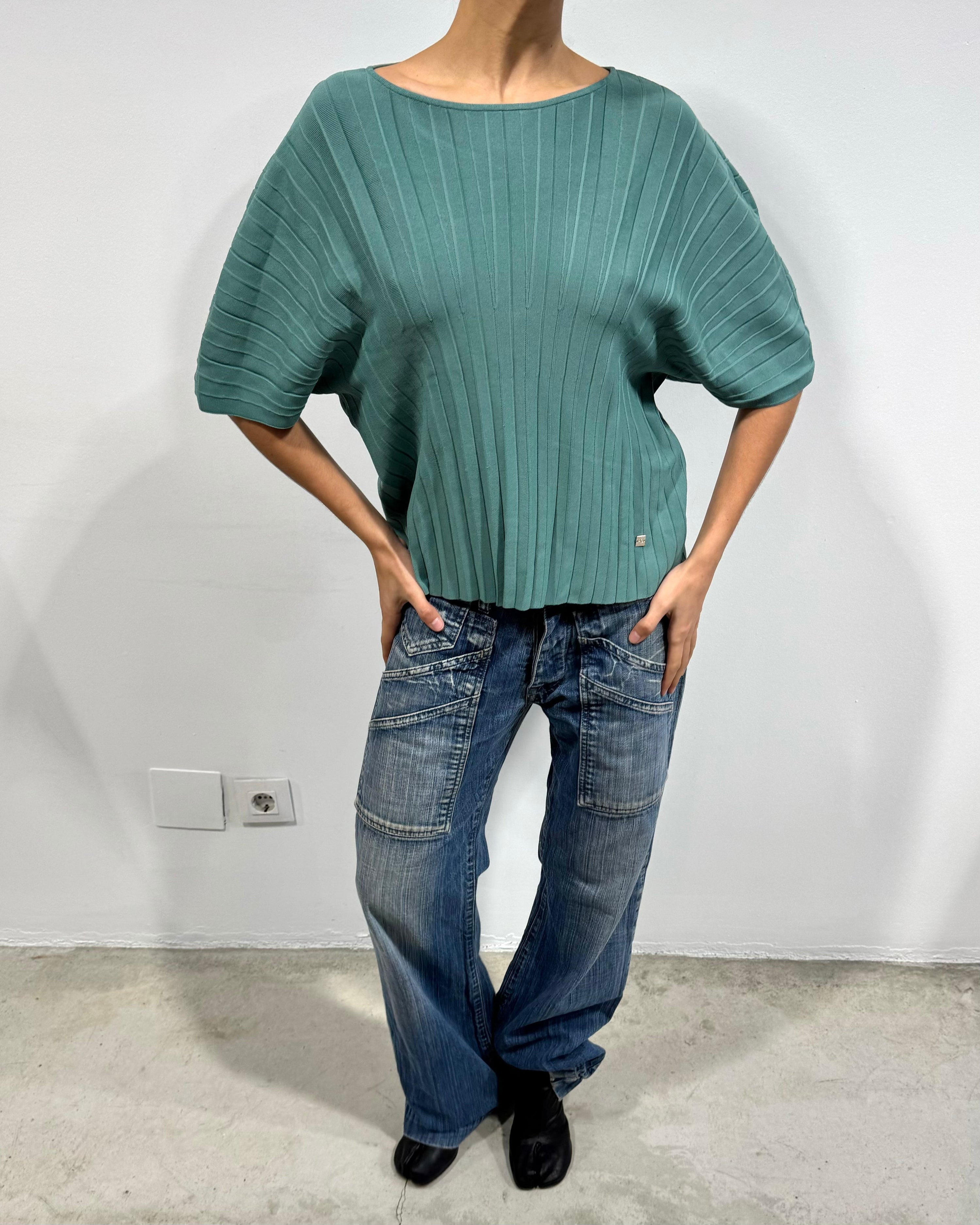 The leonora top