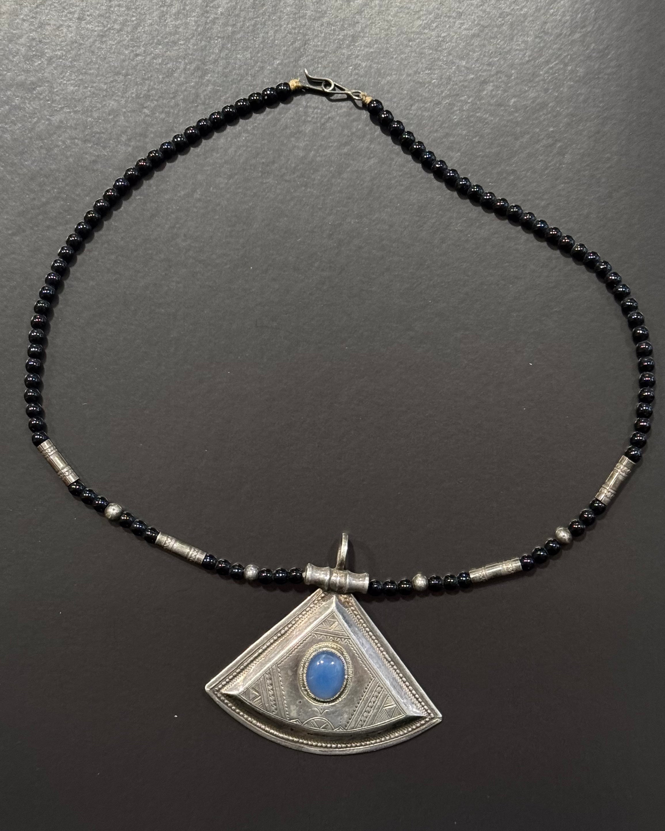 The anissa necklace