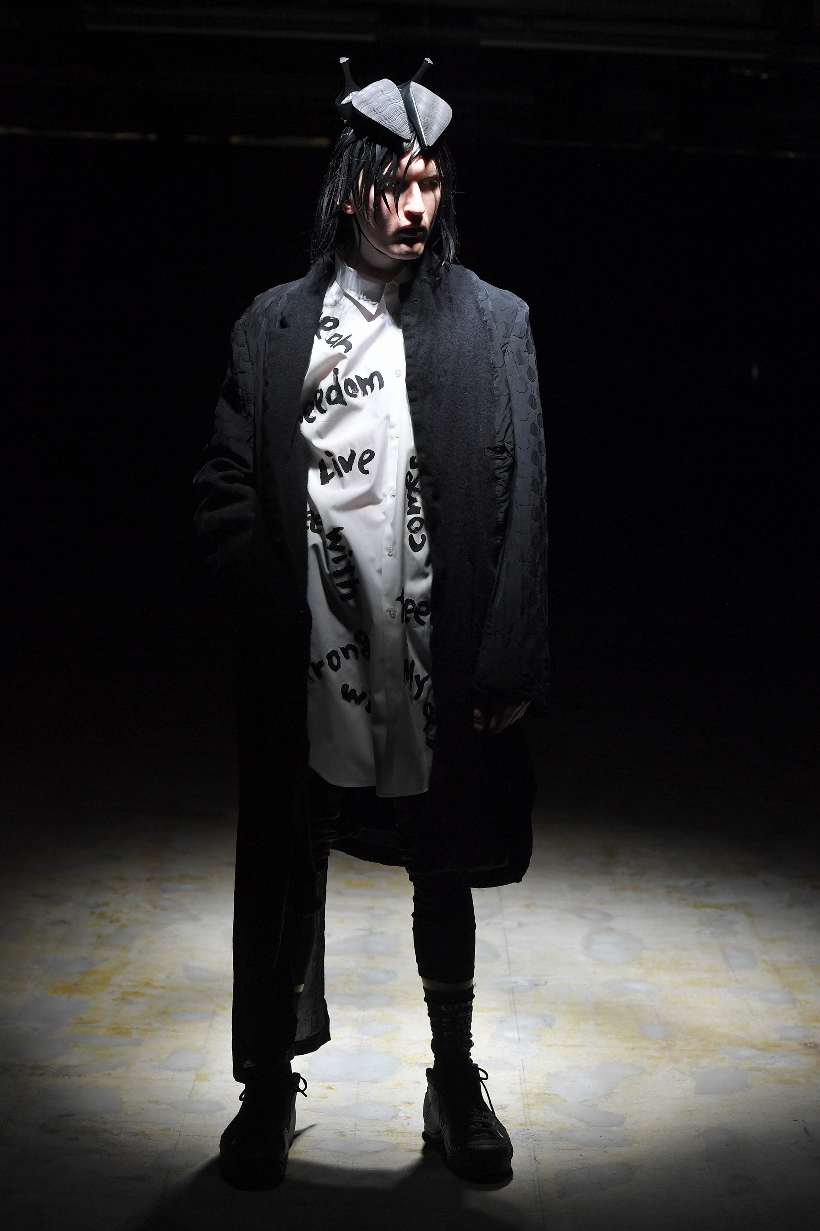 Comme des garçons homme plus a/w 2021 willie cole shirt white