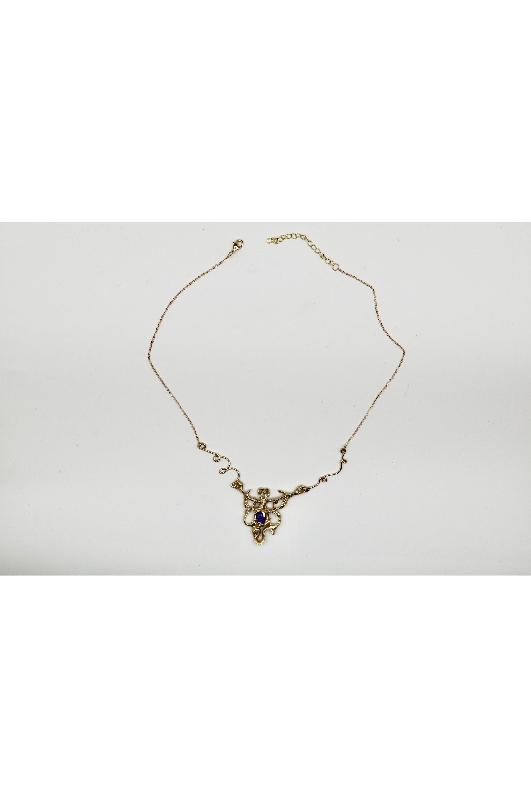 Metamorphosis necklace - gold