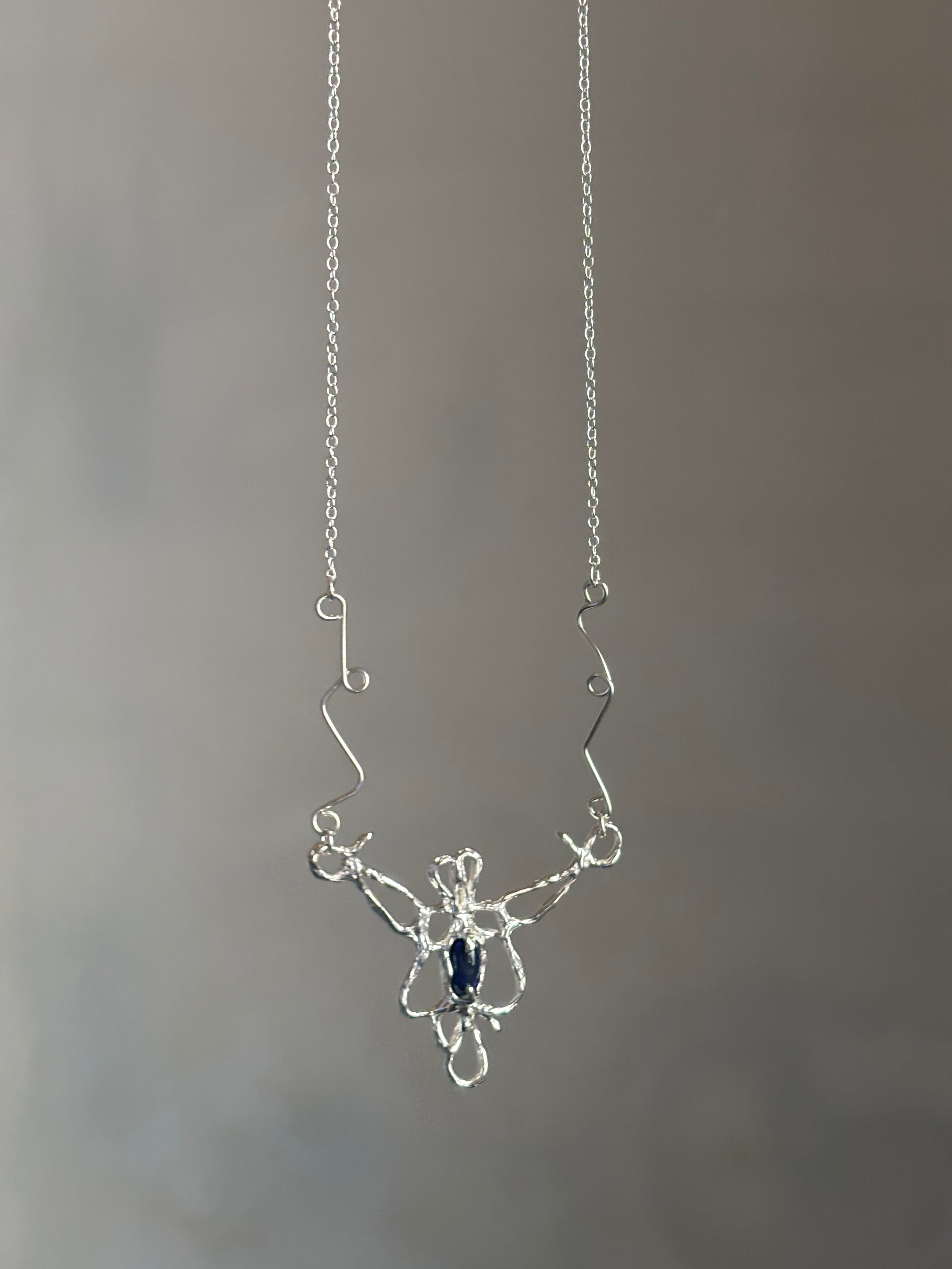 Metamorphosis necklace - silver