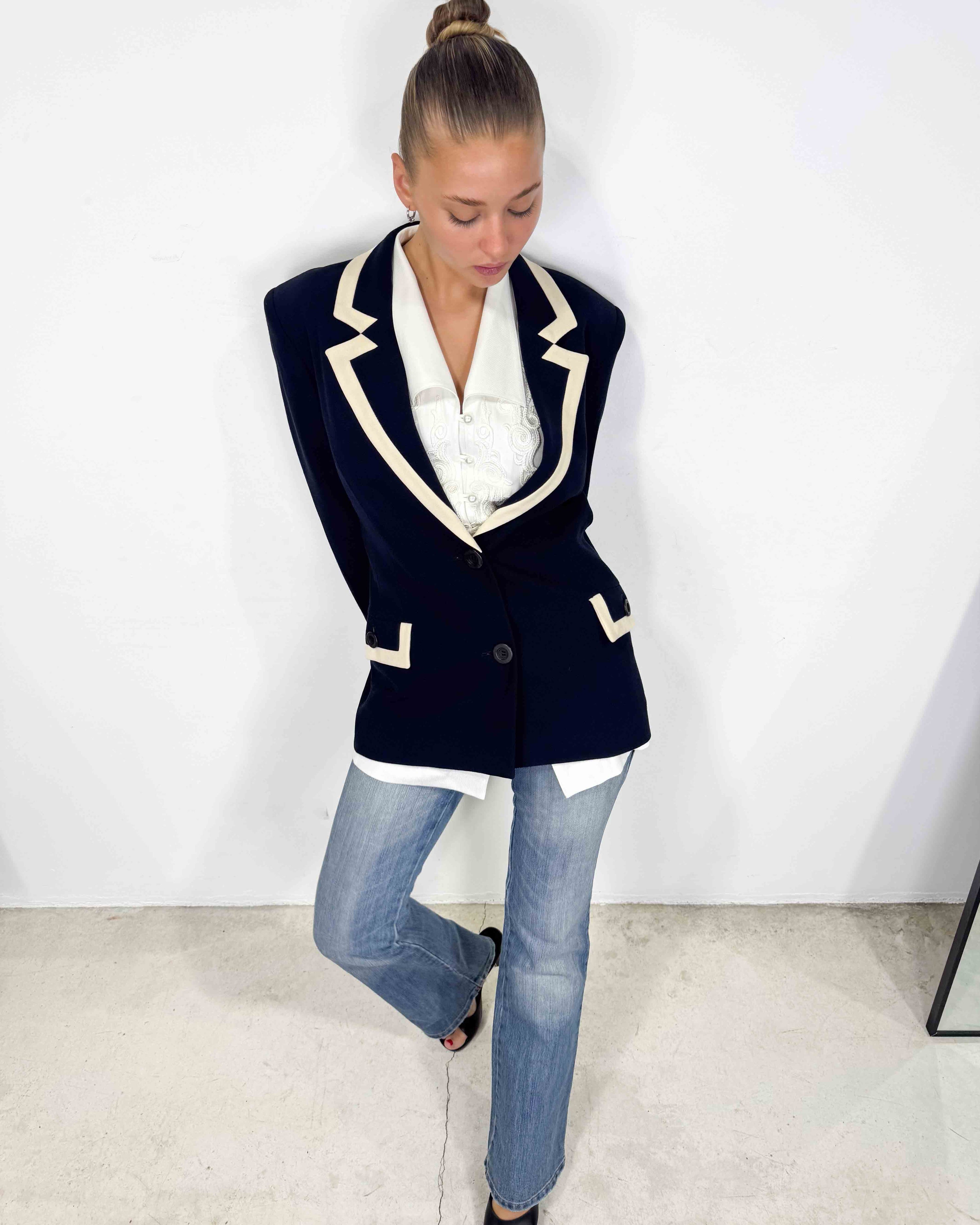 The petra blazer