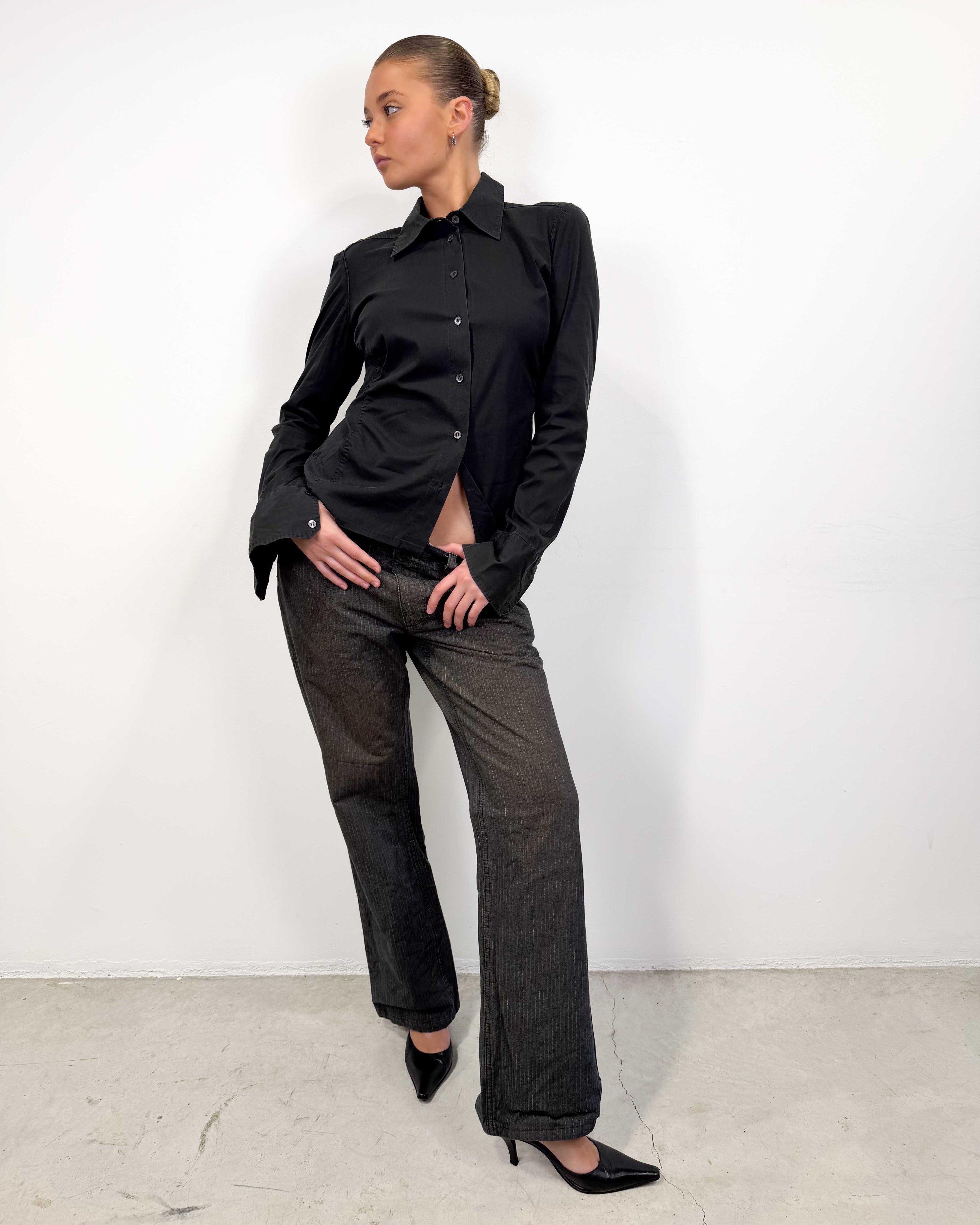 The avery shirt by gucci