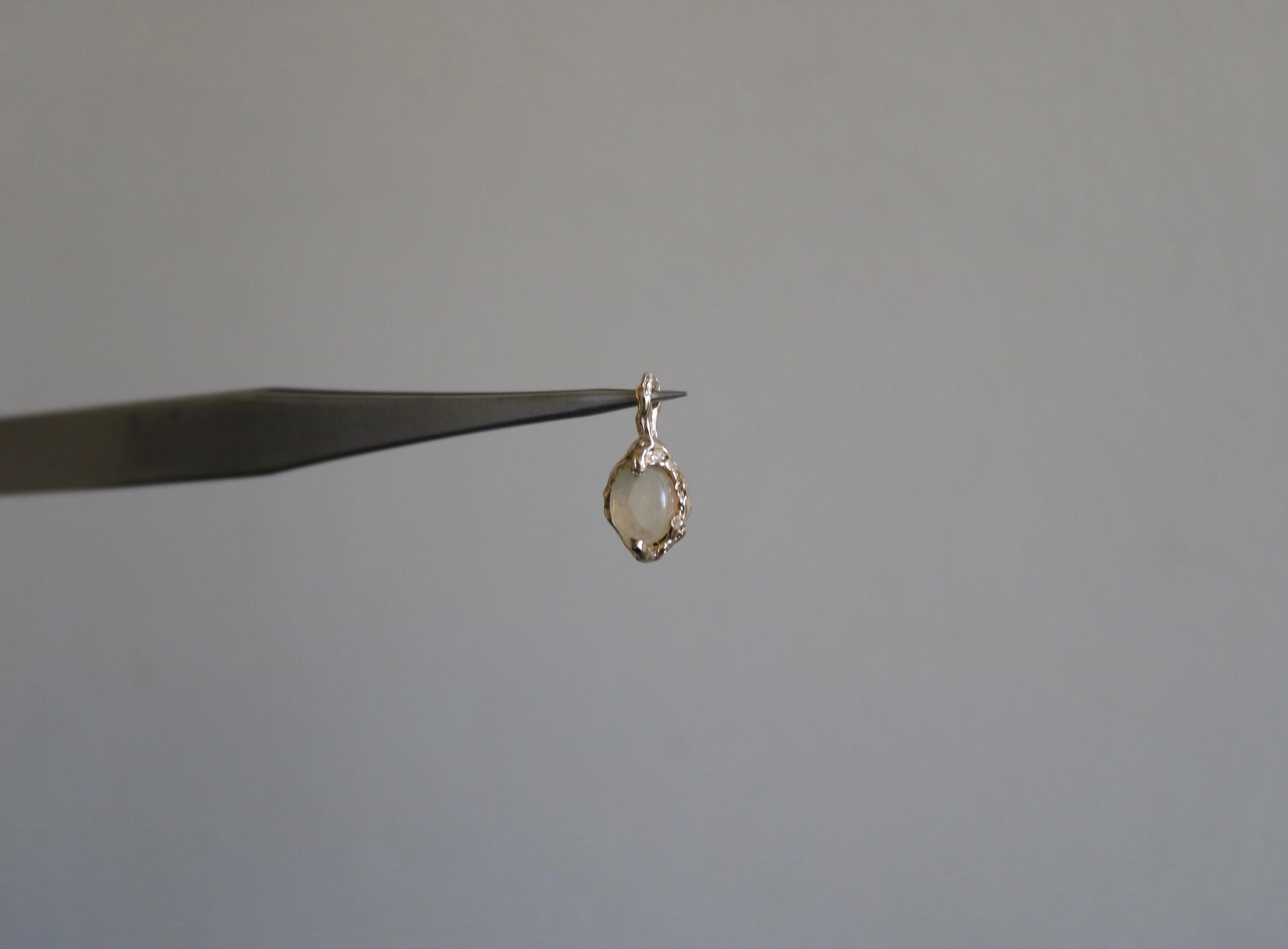 Nymph pendant - gold