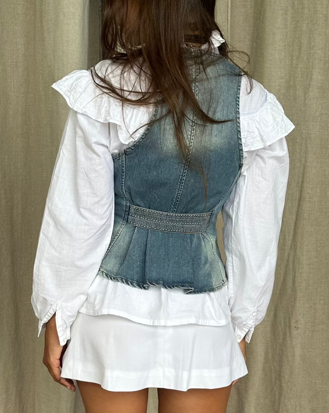 The ebbe vest