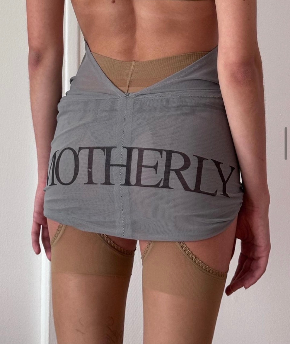 Graues hood dress "mother" ex-myszka