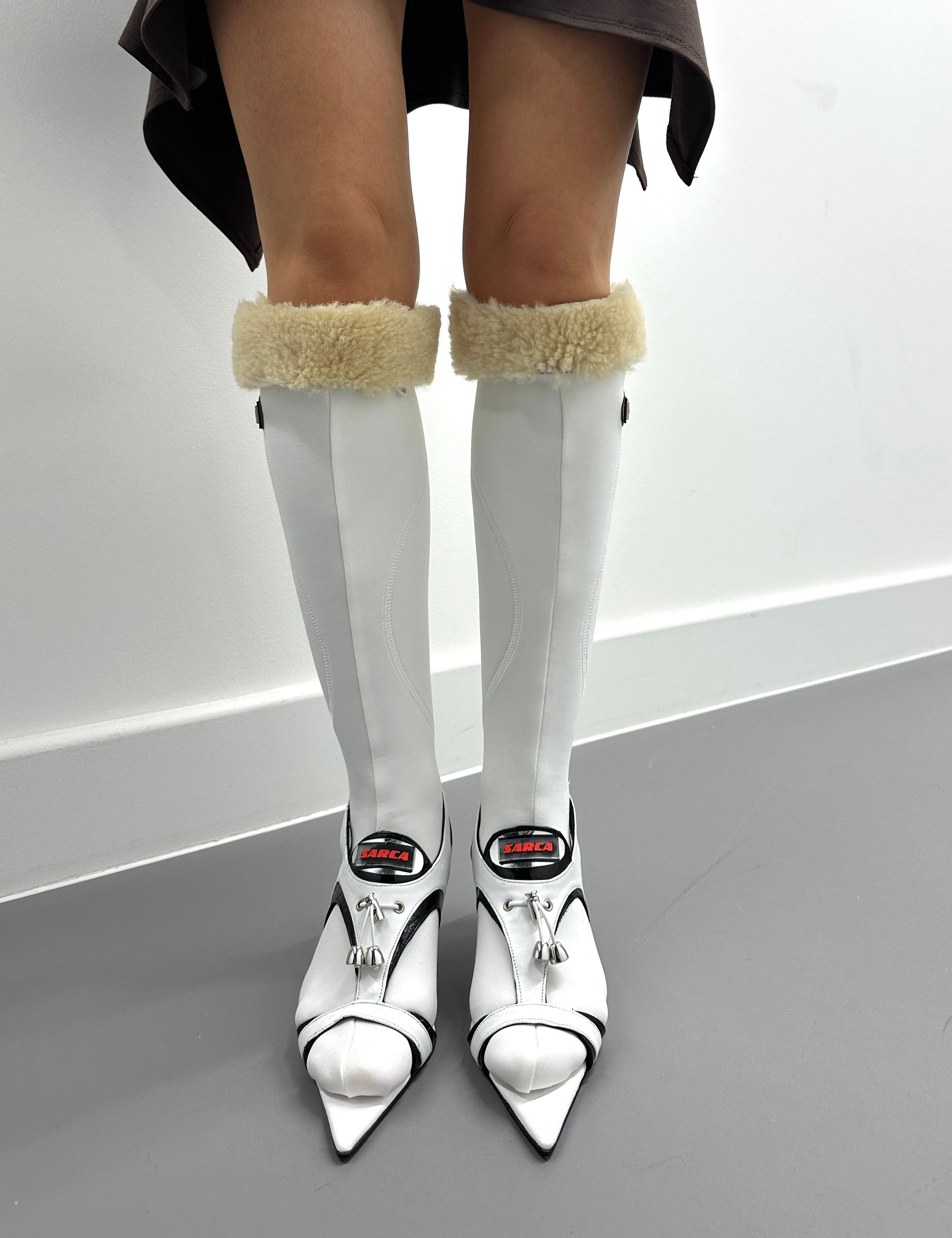 '1 "snowflake" sandal boot