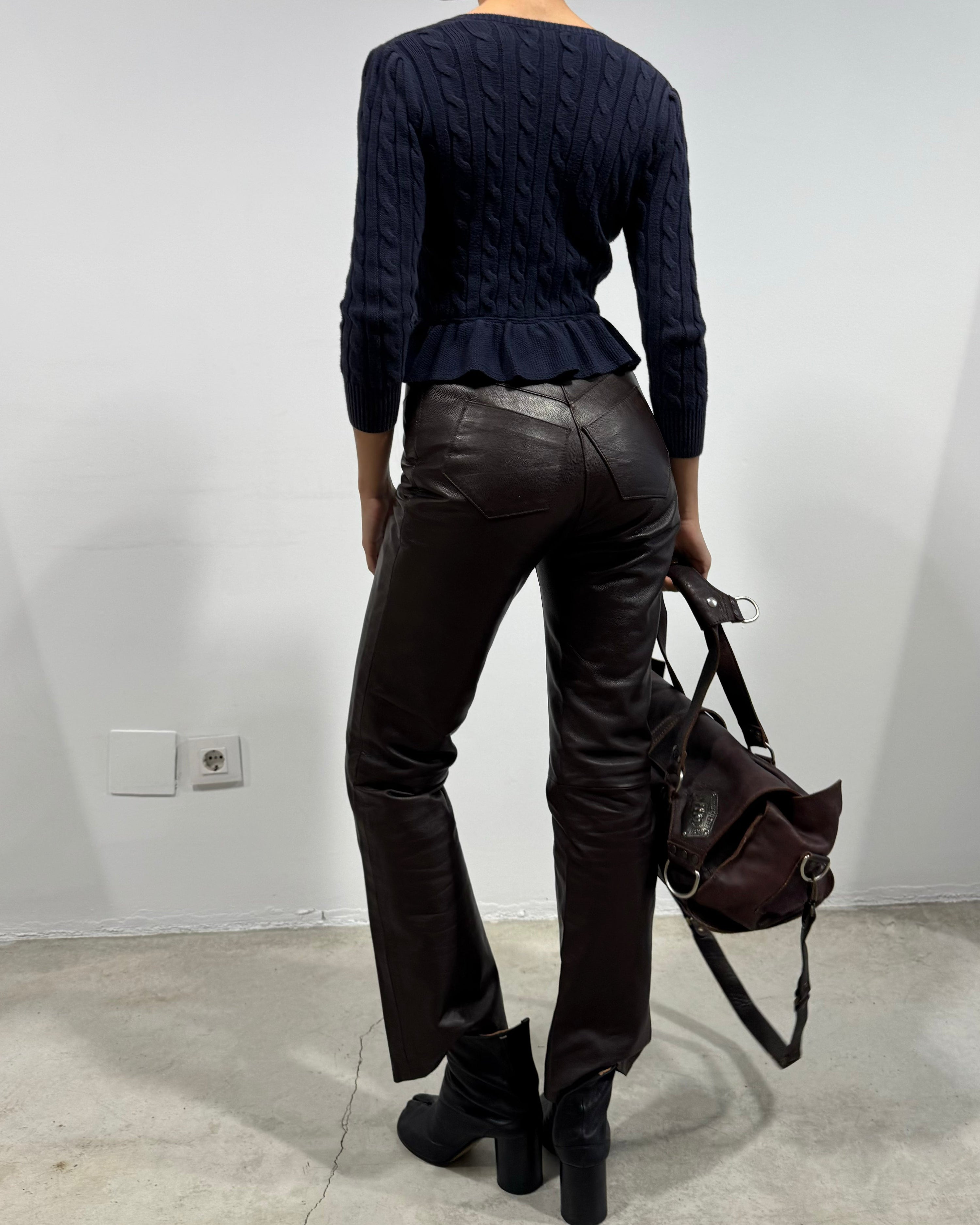 The nira top