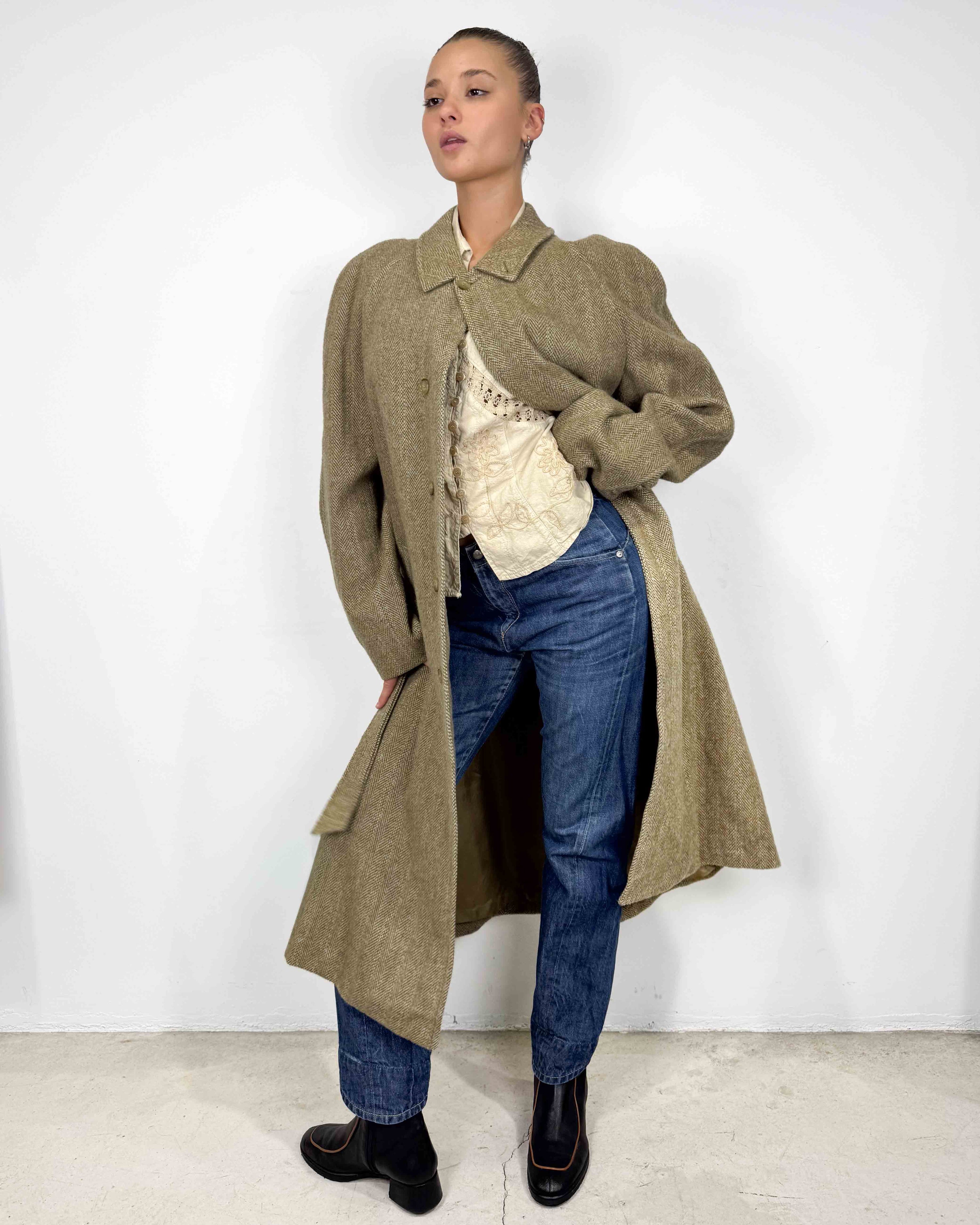 The daniella coat