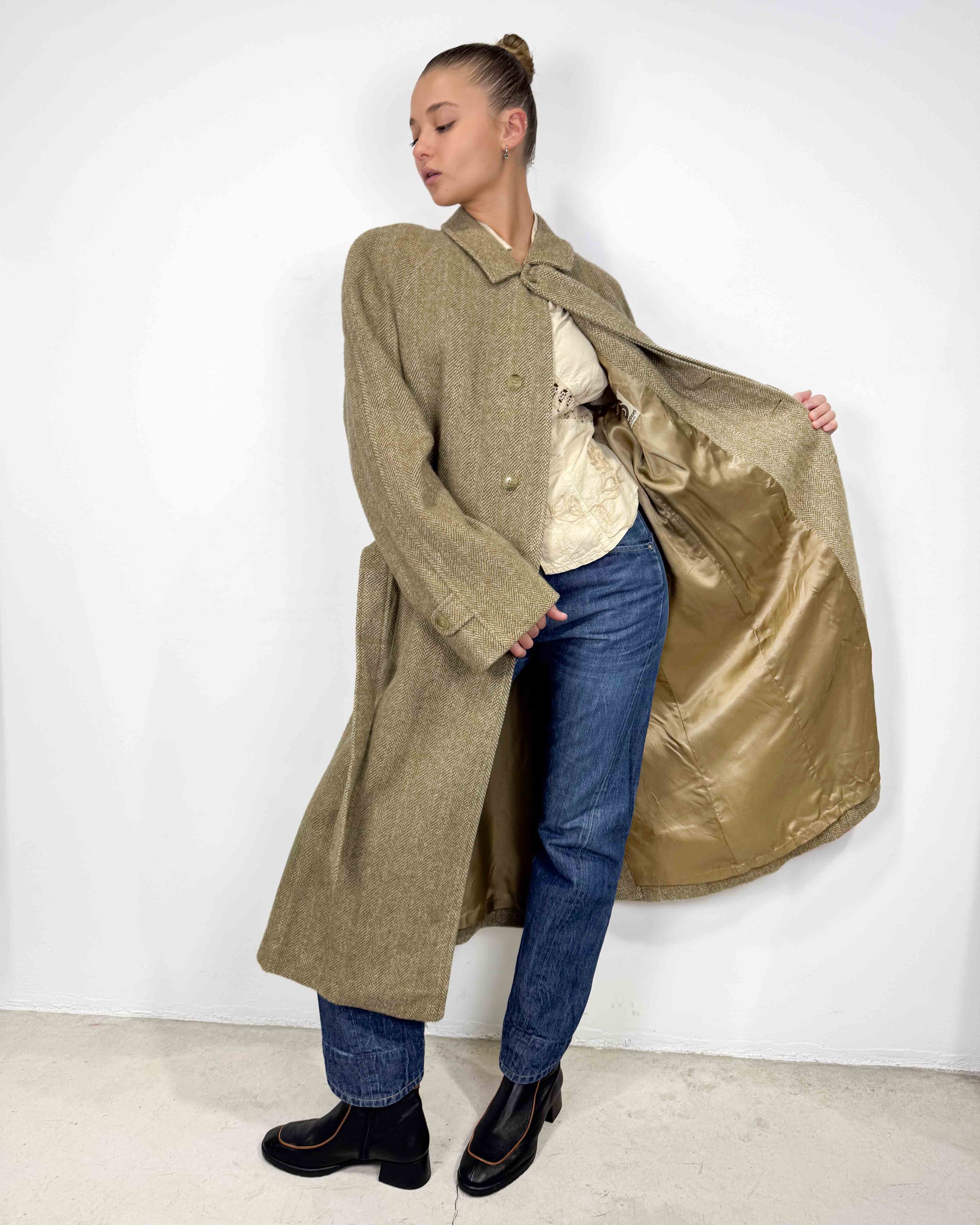 The daniella coat