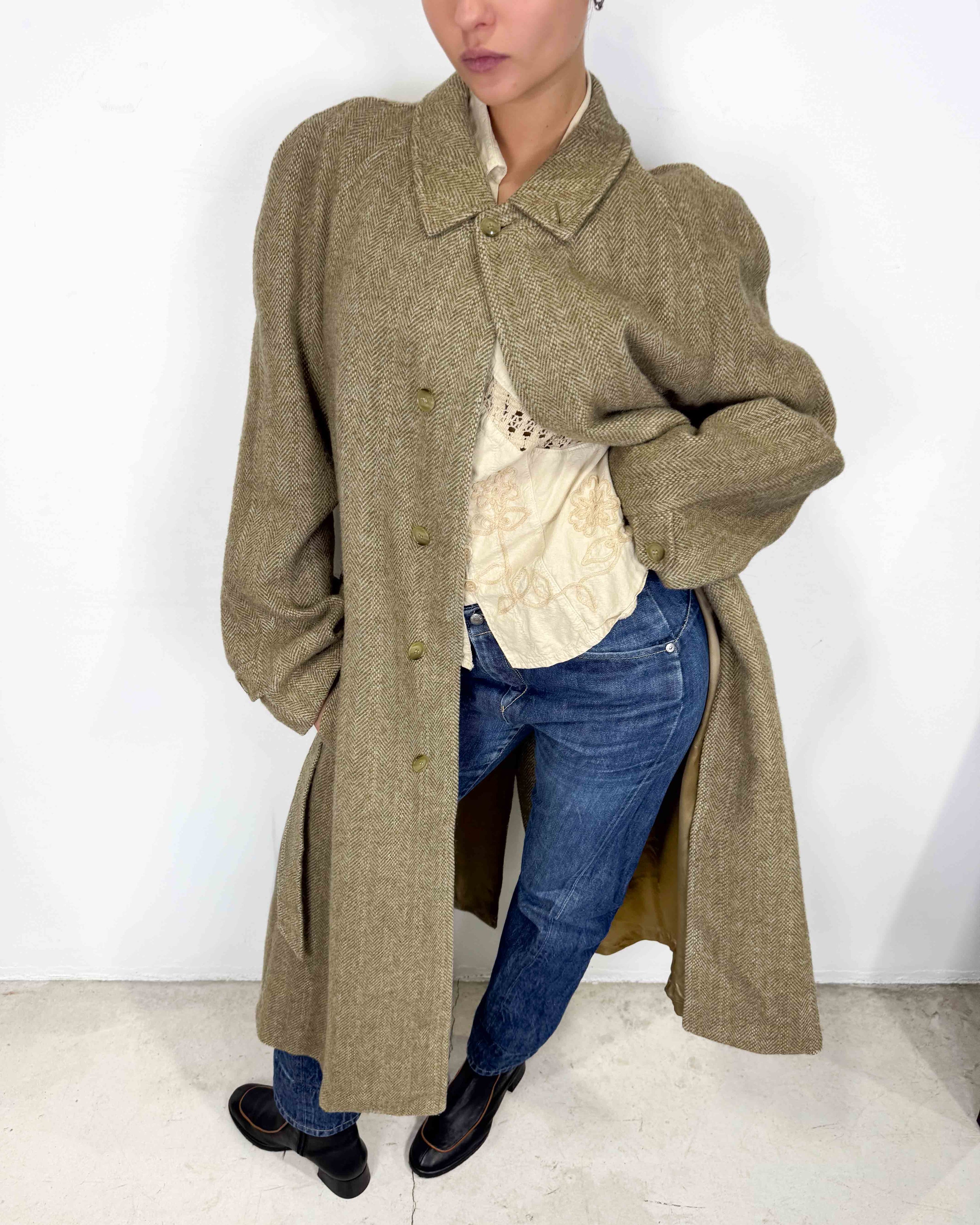 The daniella coat