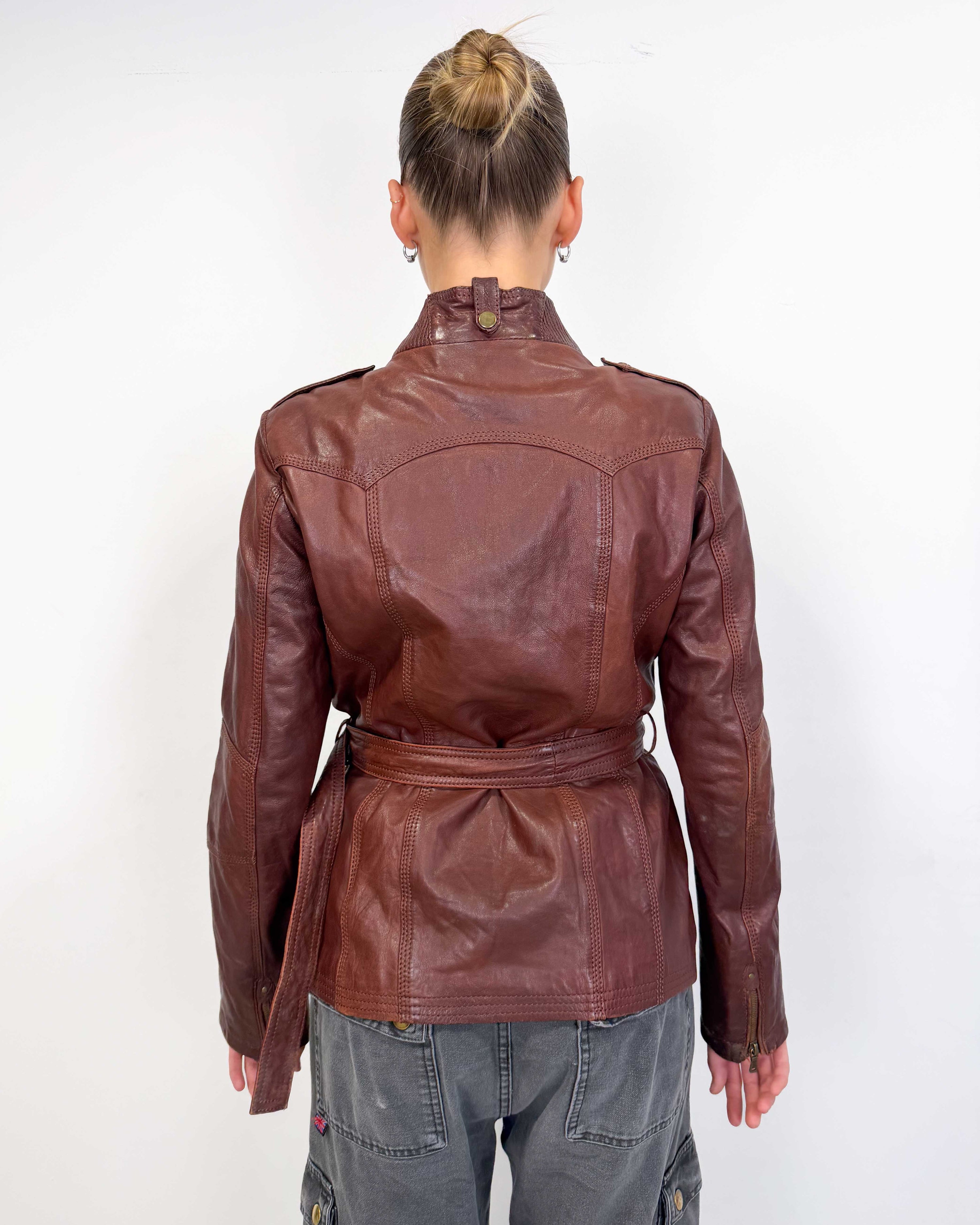 The klara leather jacket
