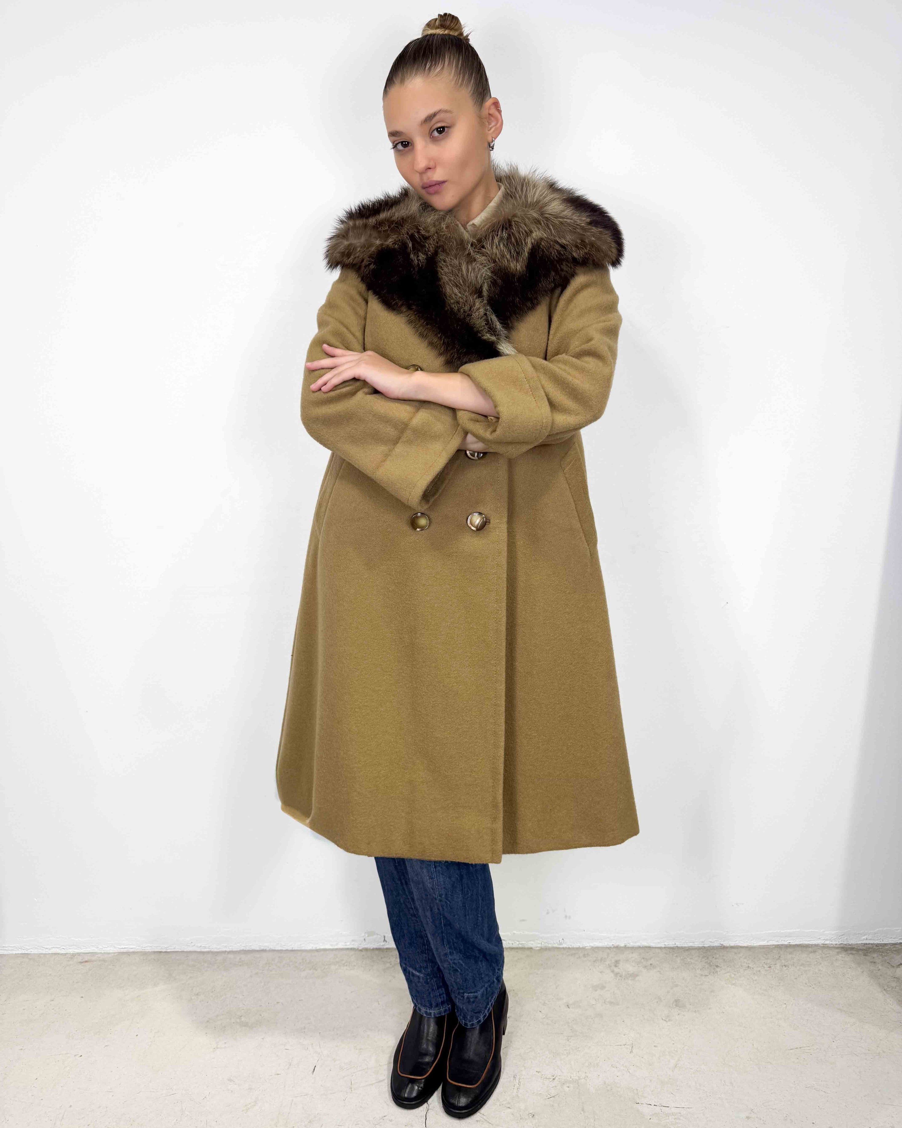 The mia coat