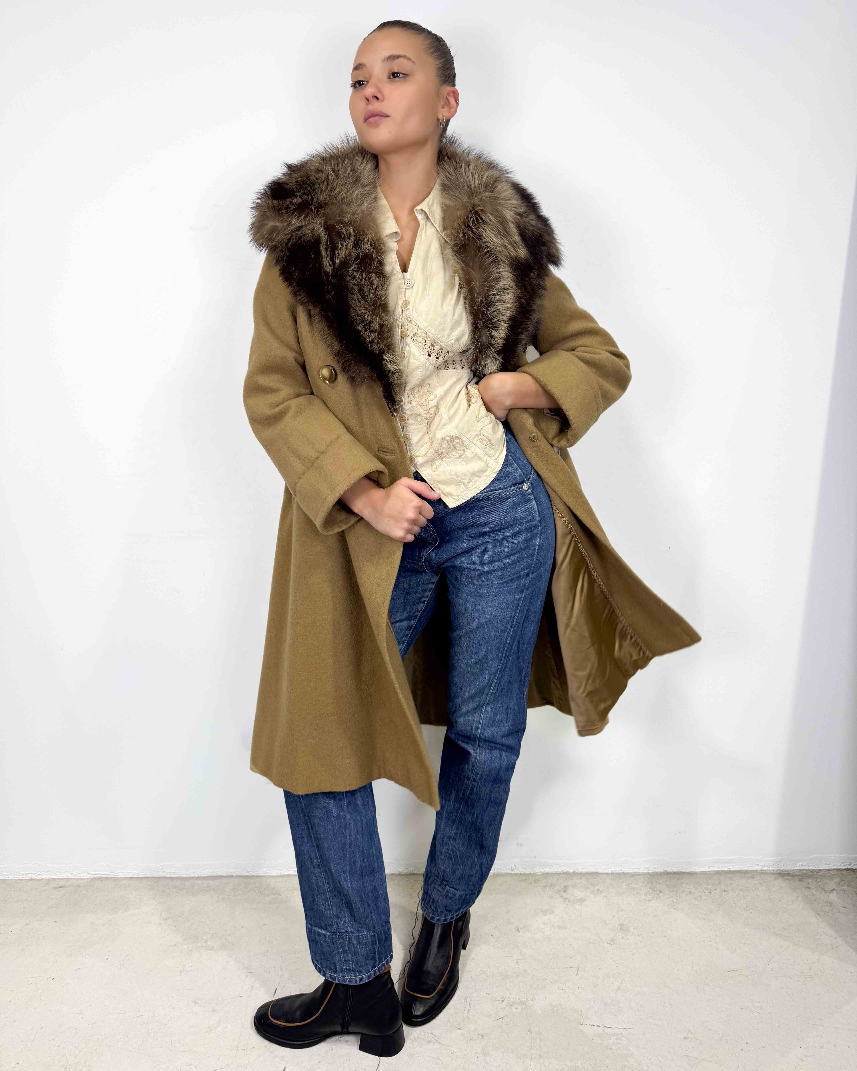 The mia coat