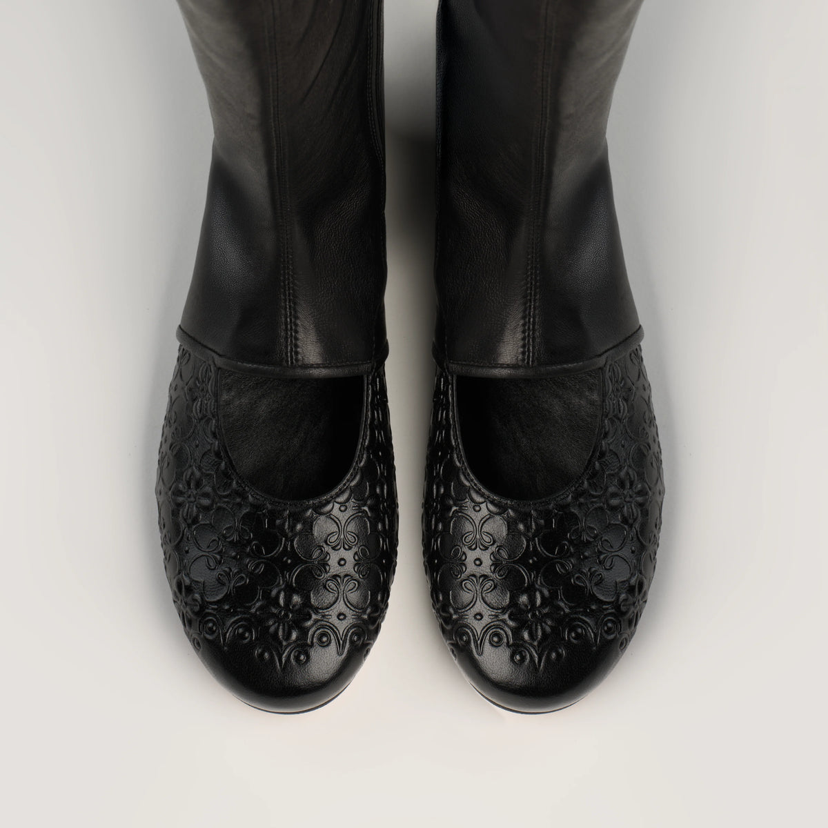 Ornmnt boots
