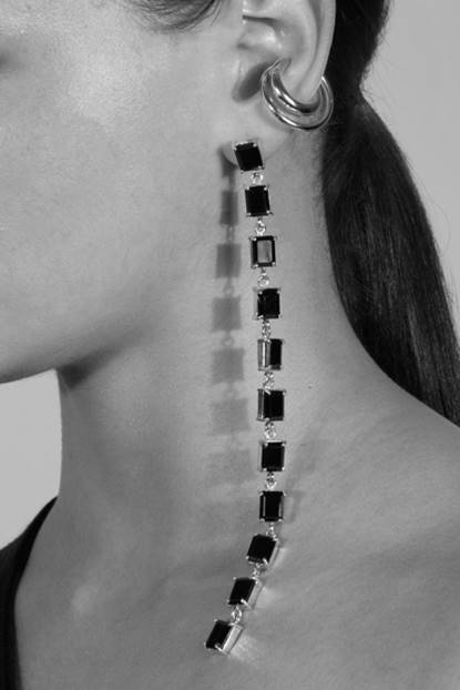 Multi studs onix earring