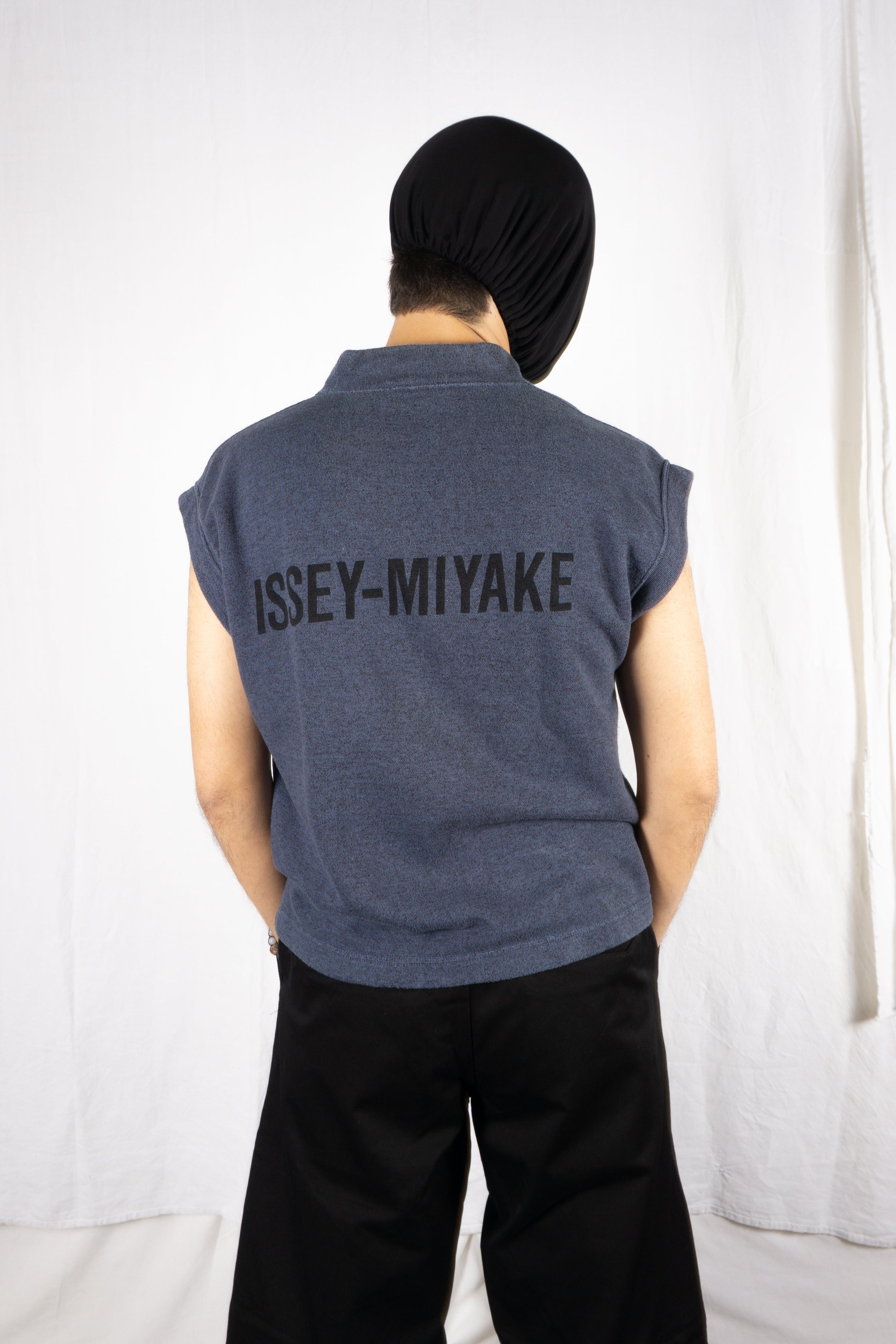 Issey miyake men 1980s logo vest