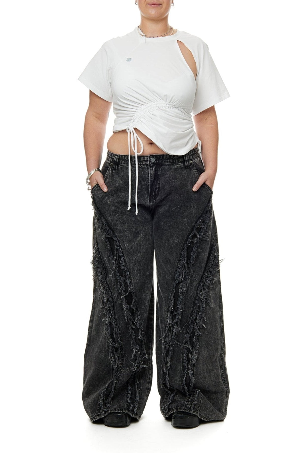 Baggy spliced denim jean