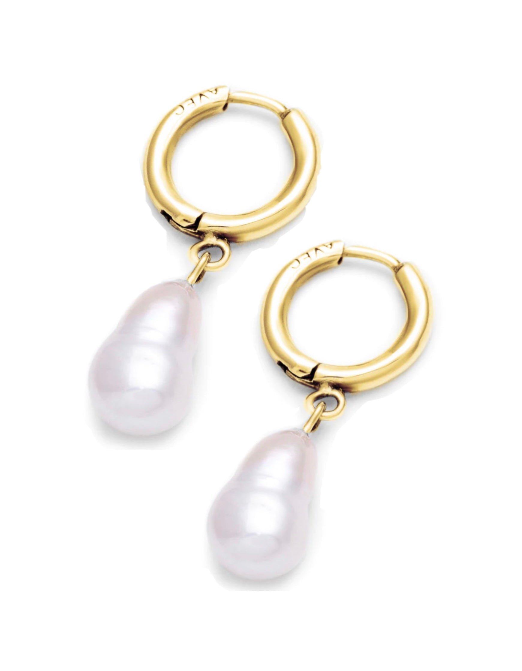 Loa hoop & baroque pearl