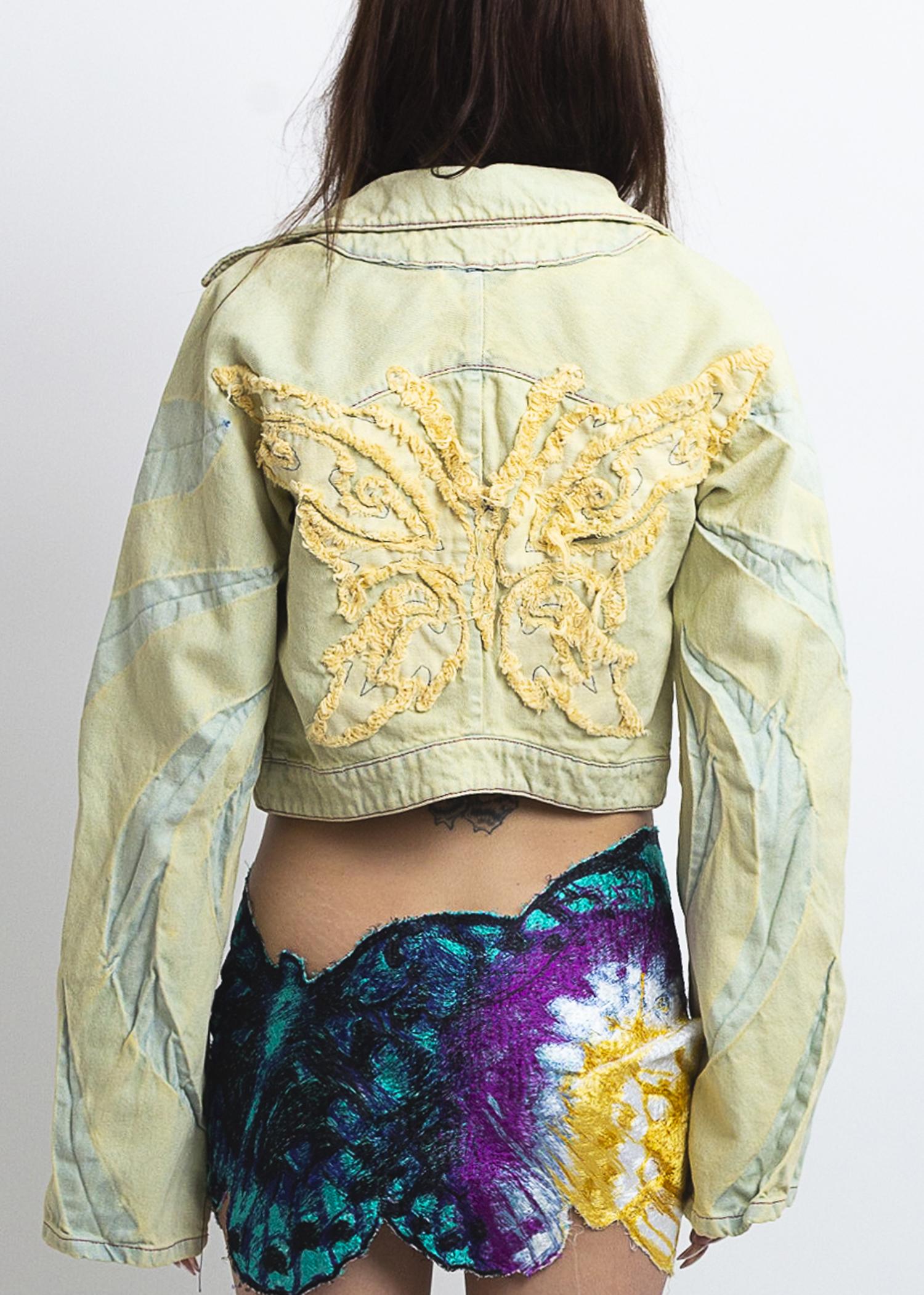 Butterfly back raglan jacket