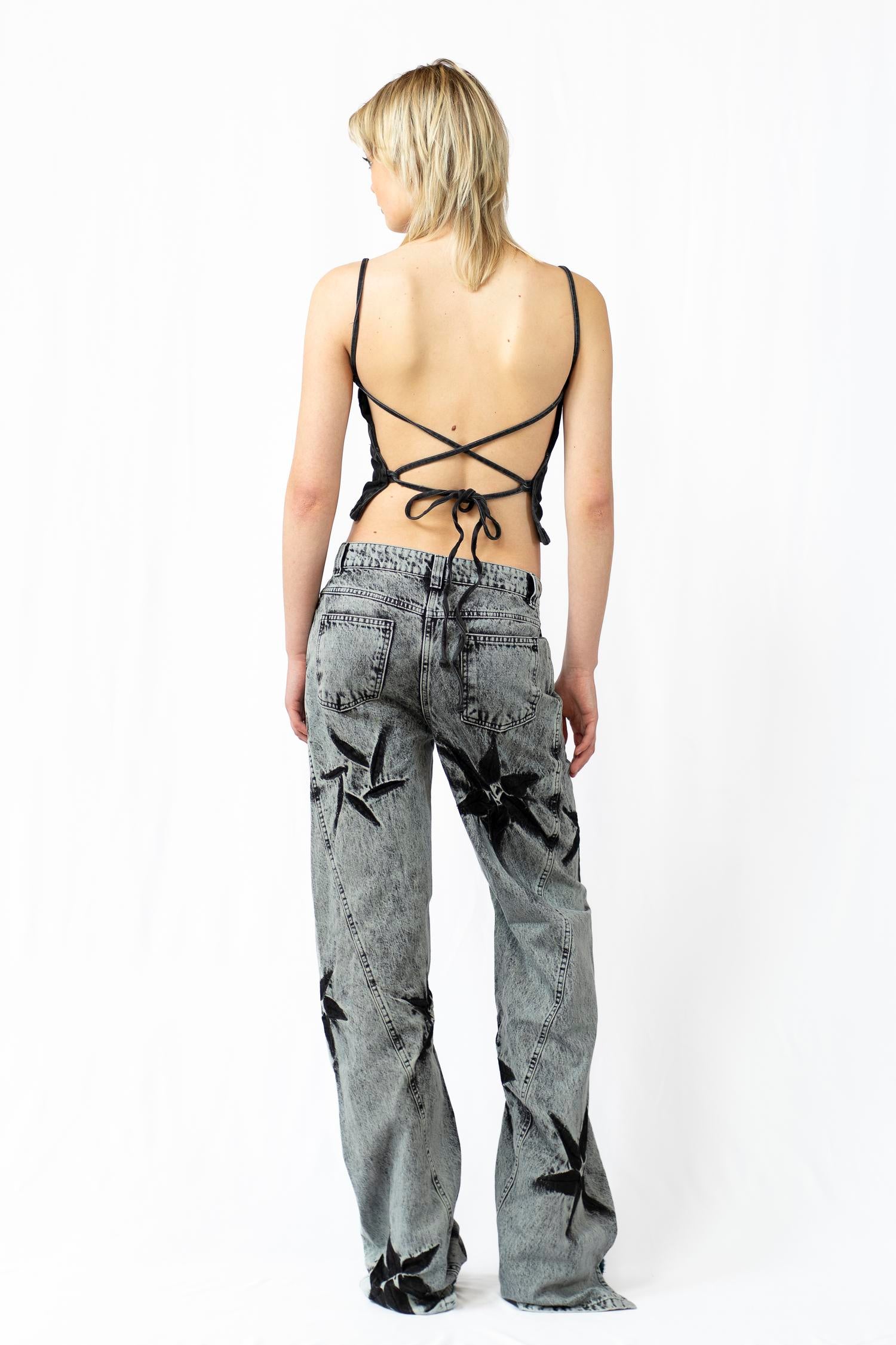 Boyfriend spiral flower jeans