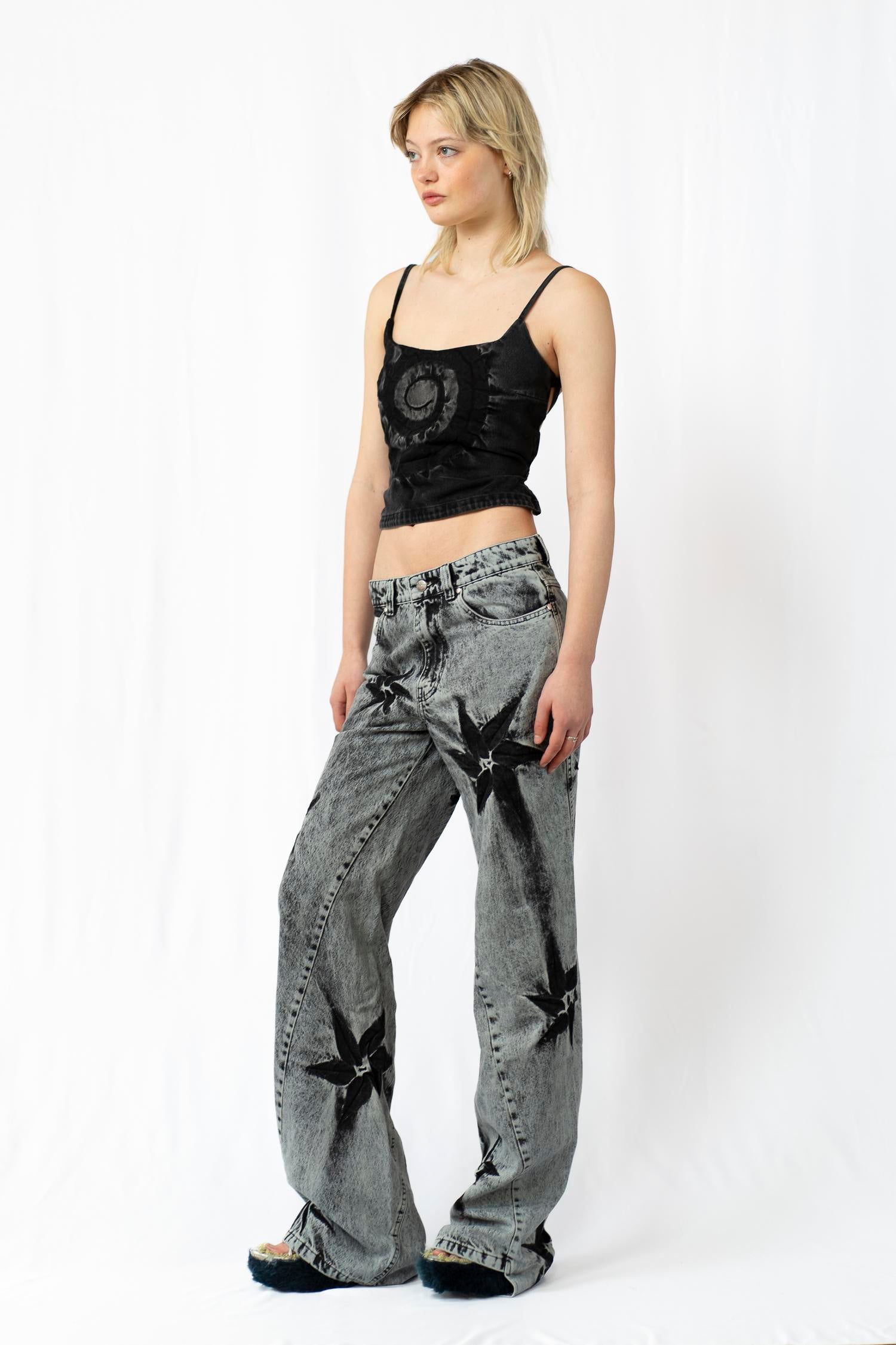 Boyfriend spiral flower jeans