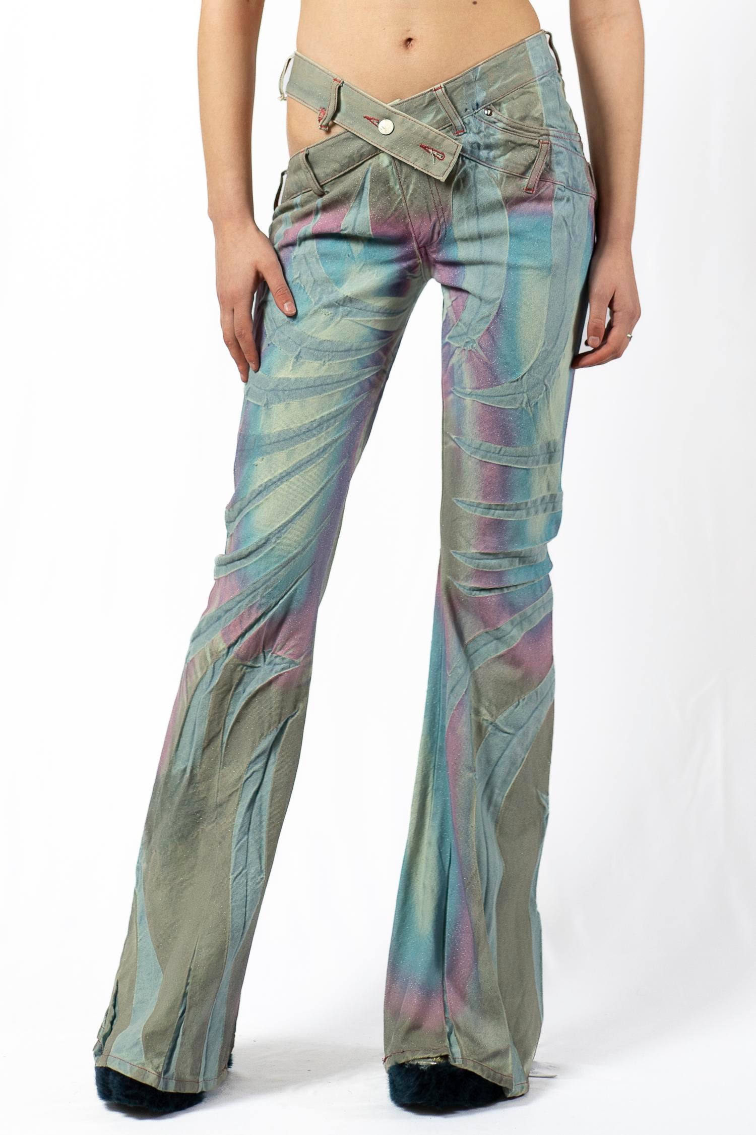 Metallic airbrush jeans