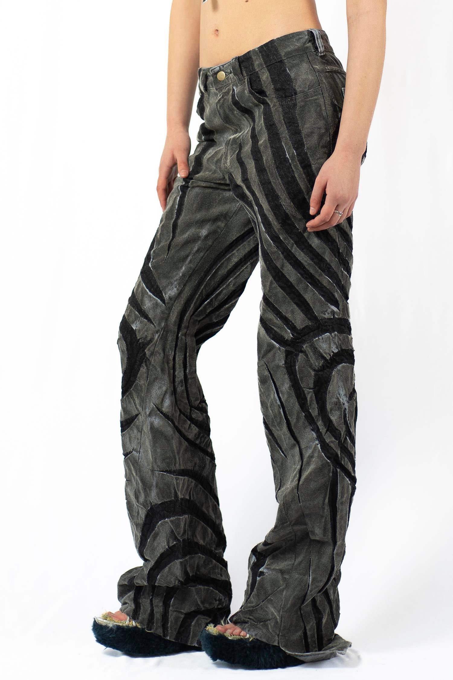 Silver heart flock boyfriend jeans