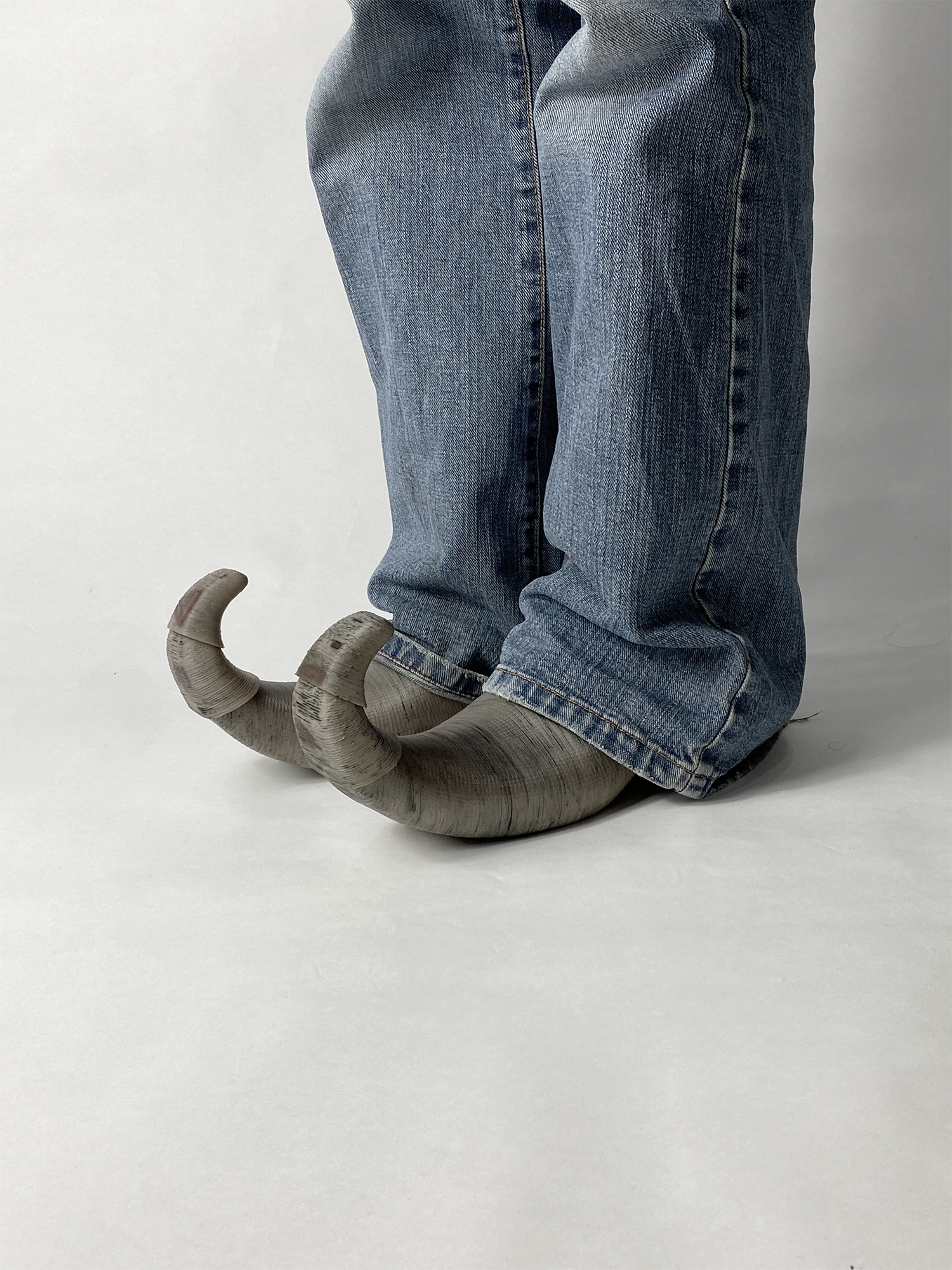 Bad x lueder - curled toe mules