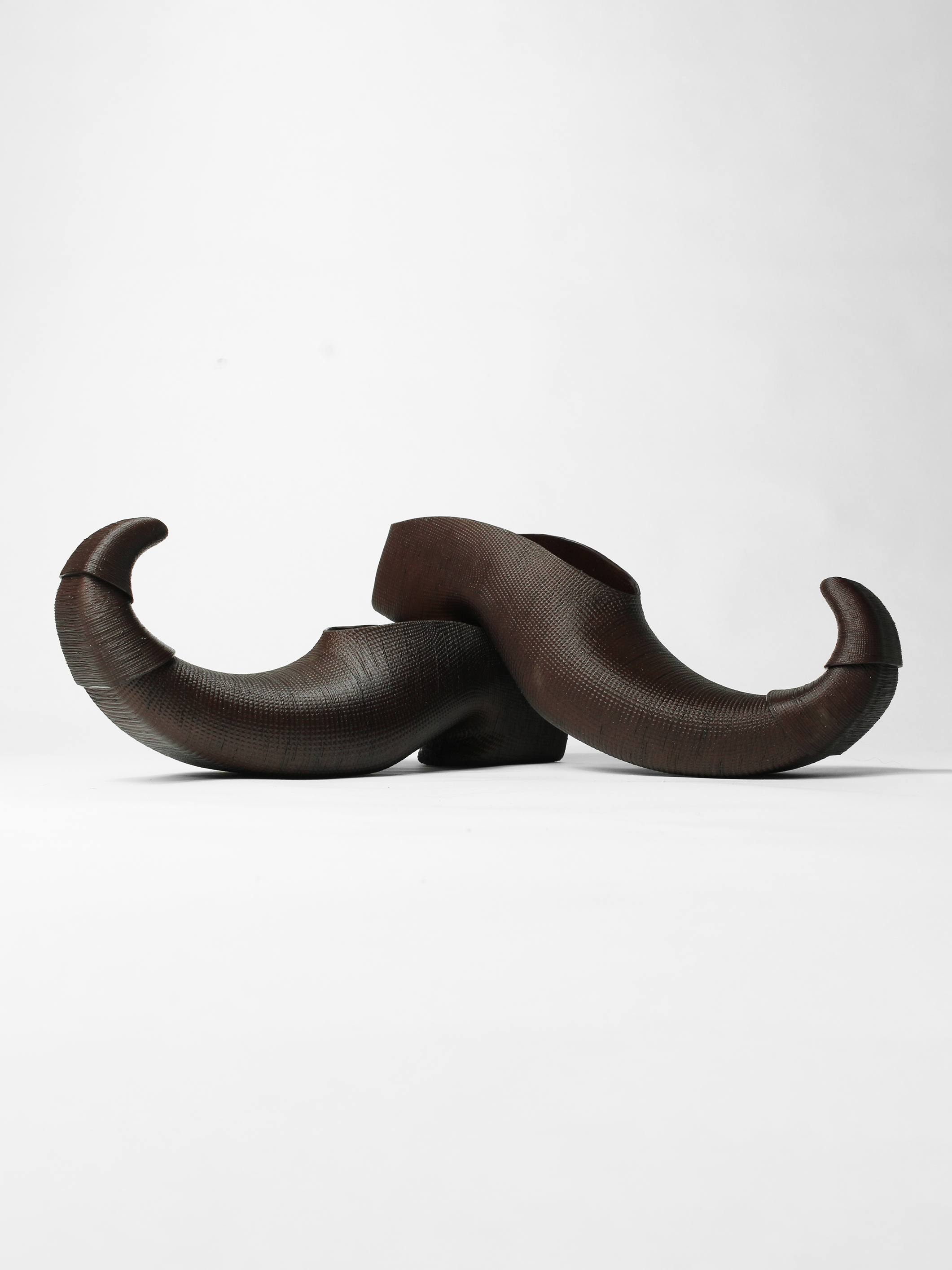 Bad x lueder - curled toe mules