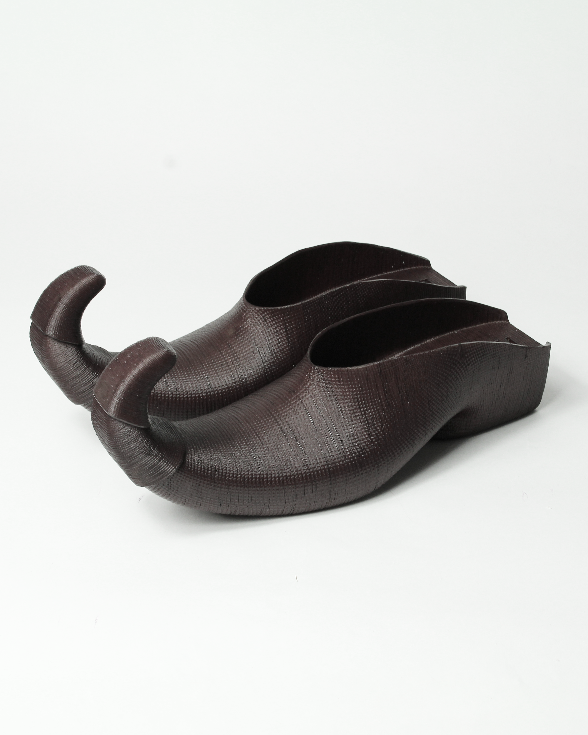 Bad x lueder - curled toe mules