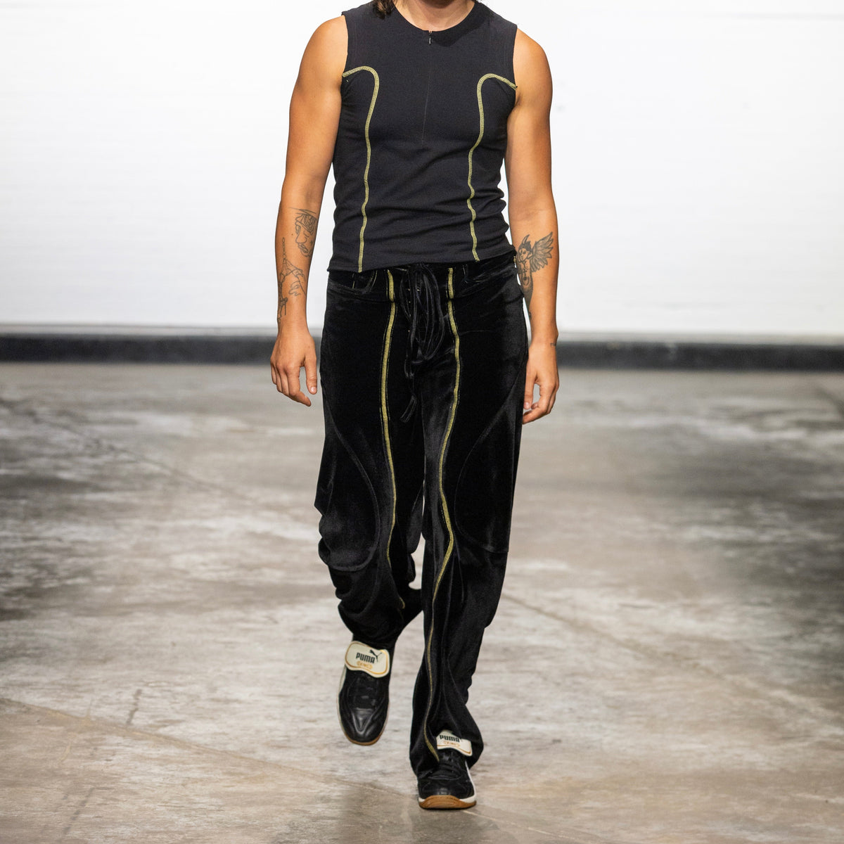 Malpensa velvet jogger black and yellow