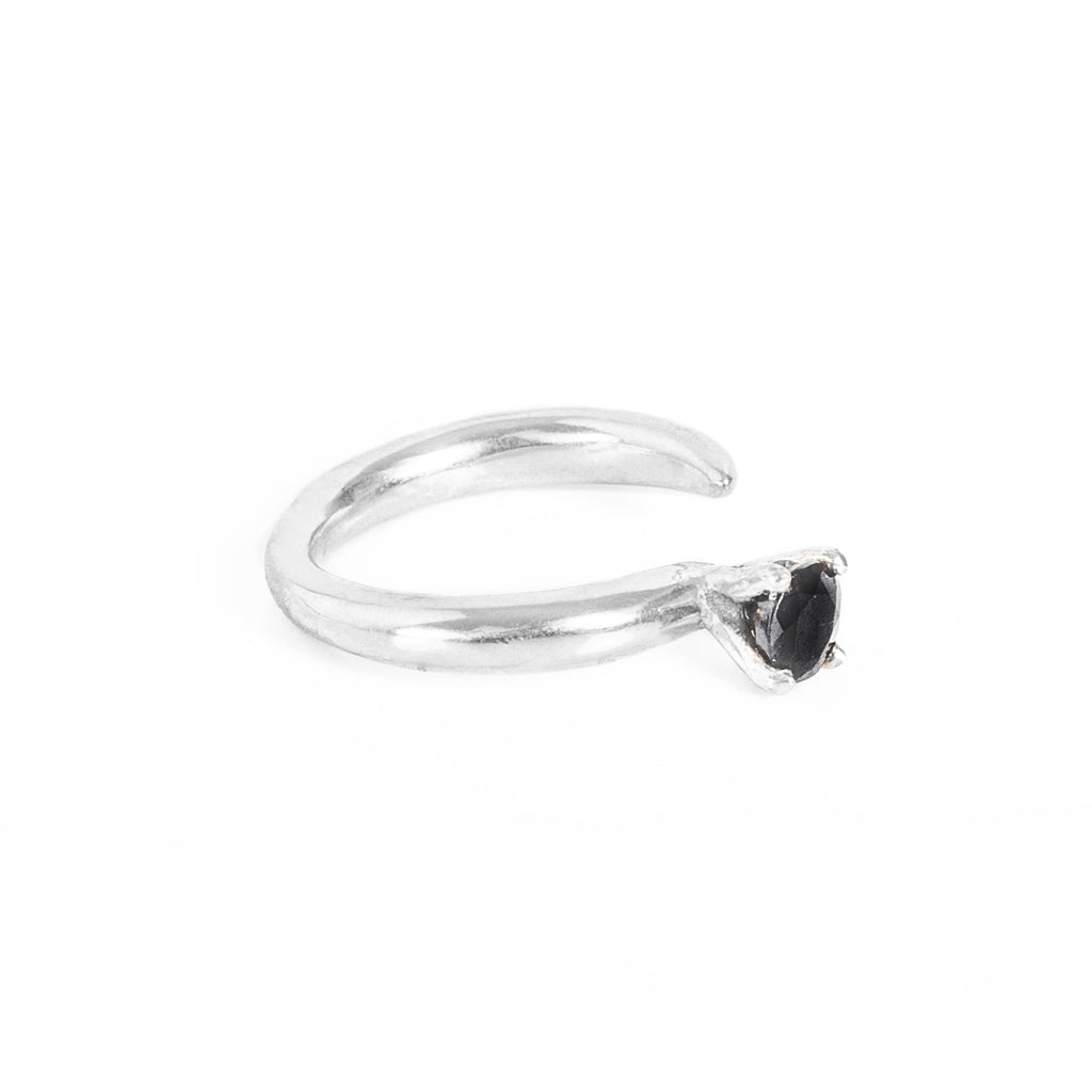 Luna sapphire ring