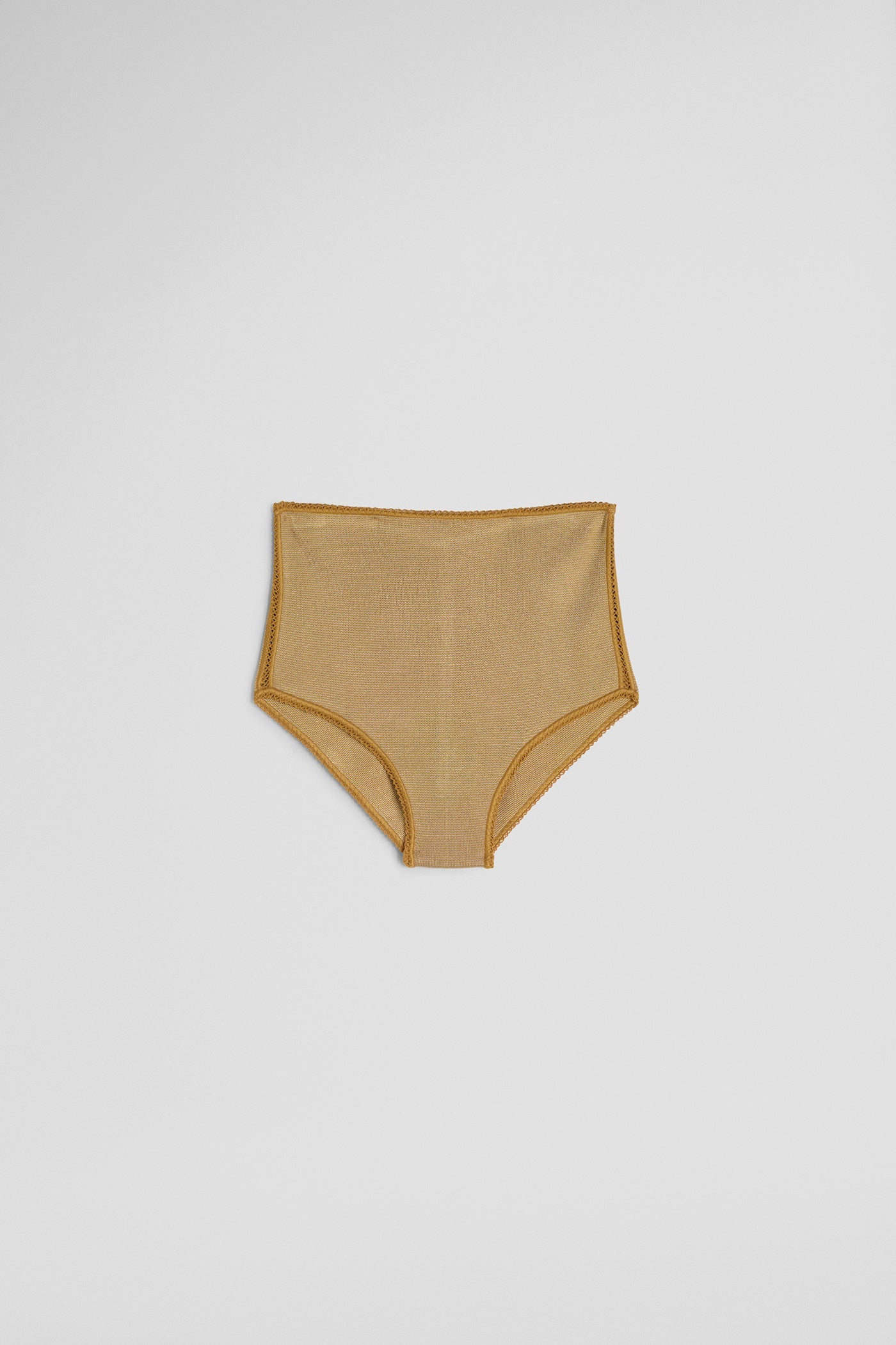 Knitted micro short