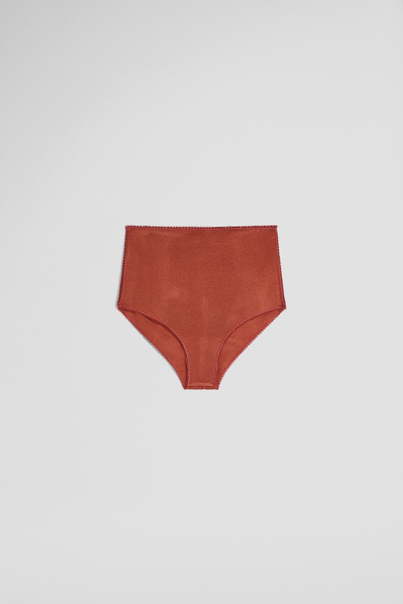 Knitted micro short