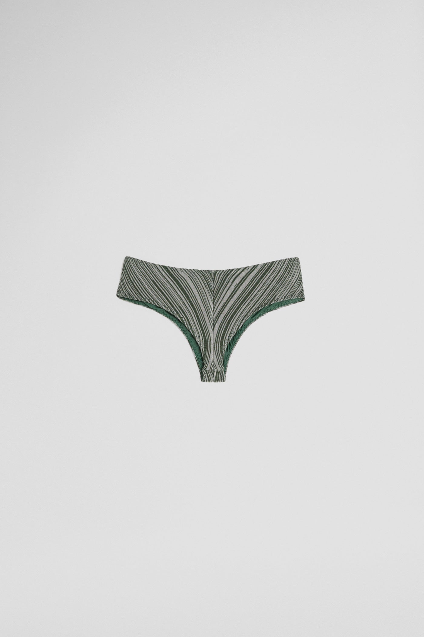V-shorts