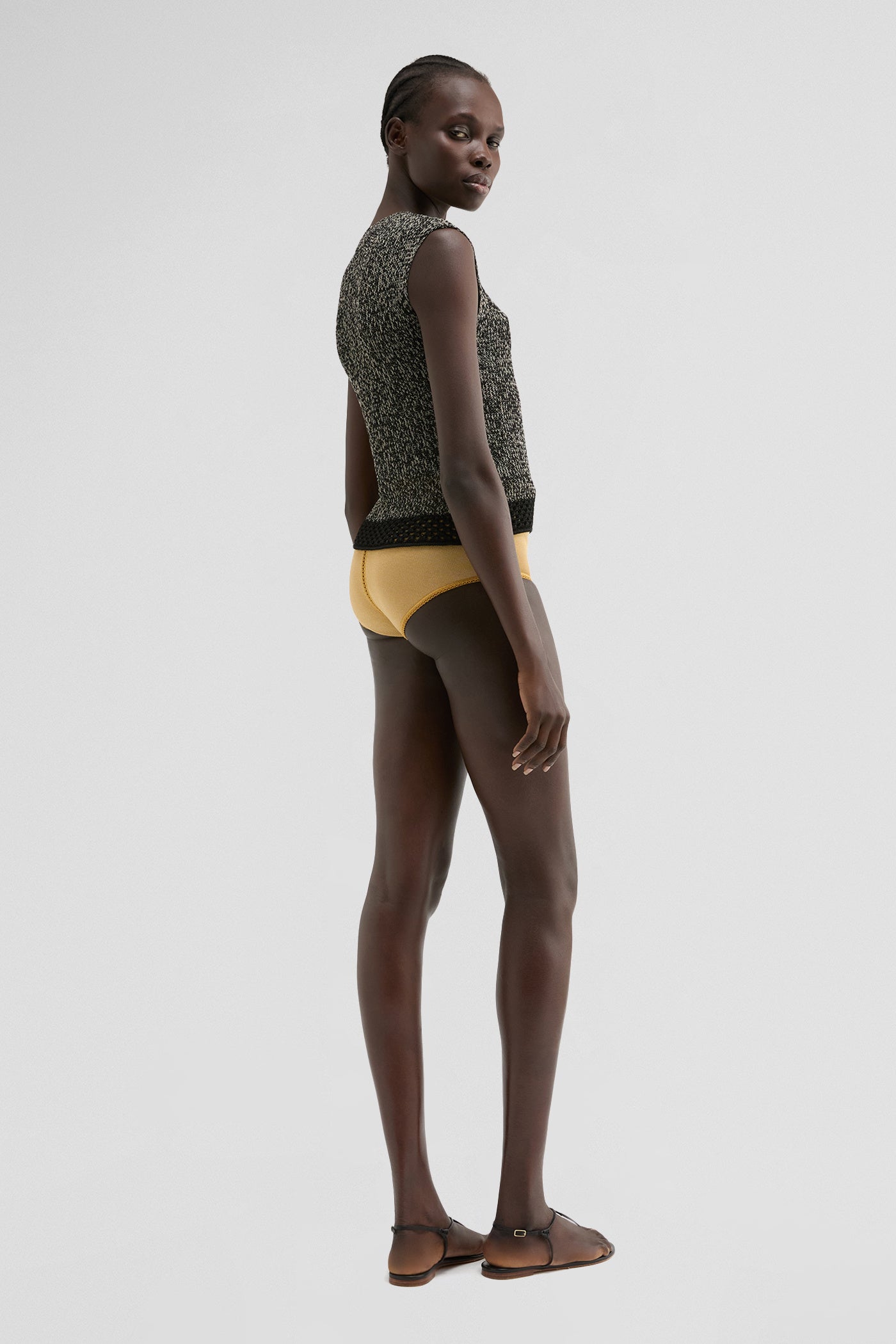 Knitted micro short