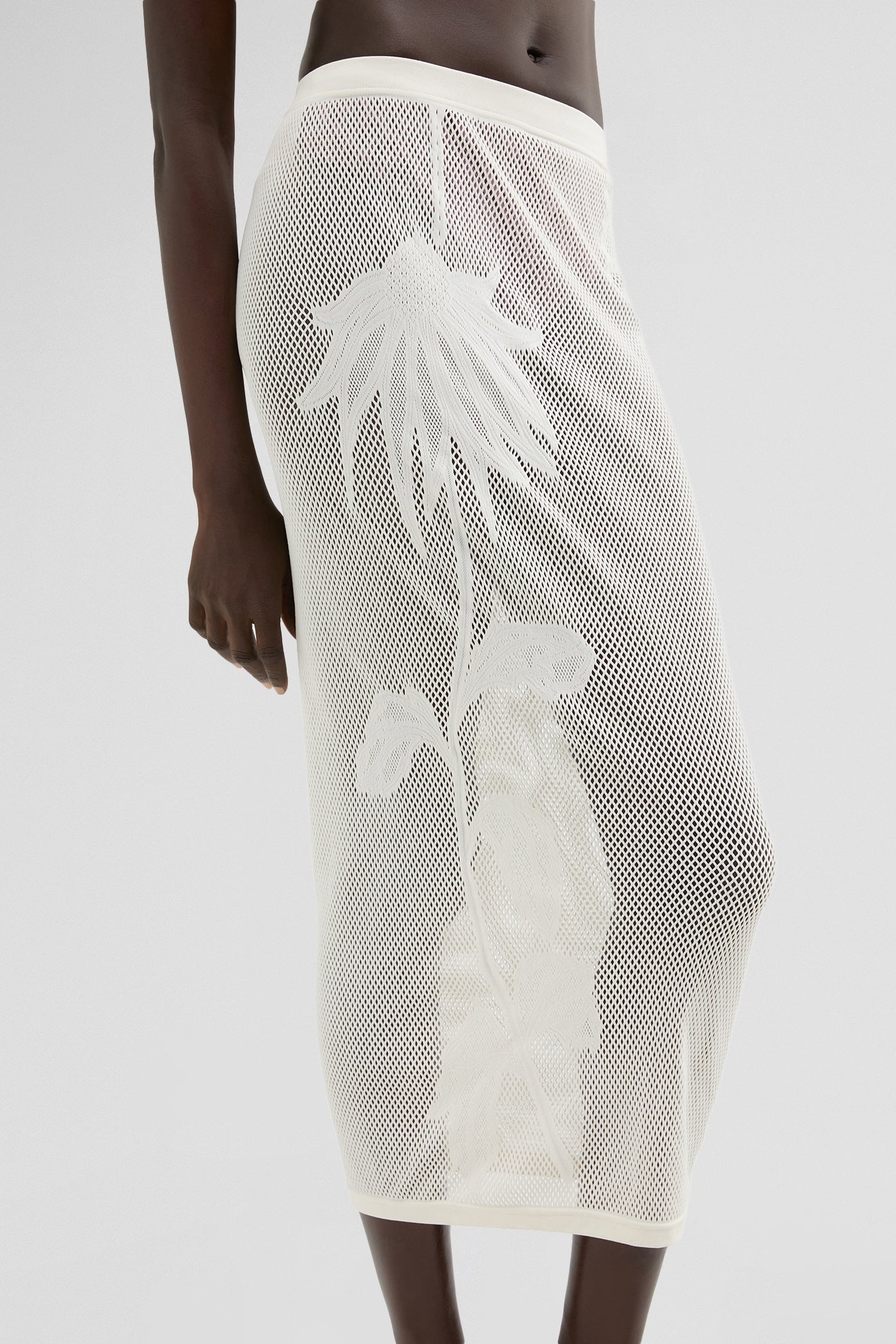 Seamless over skirt