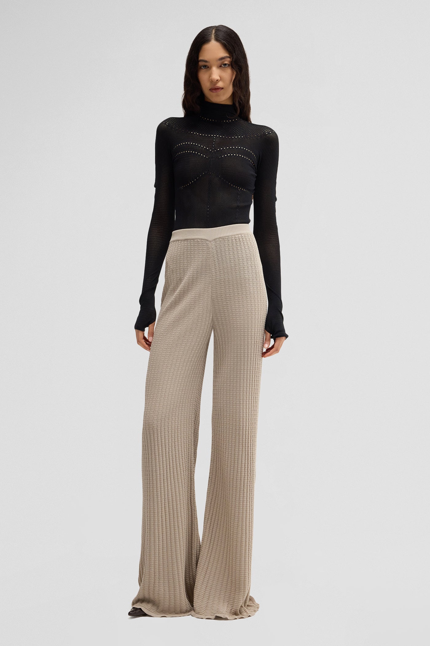 Second skin mock-neck